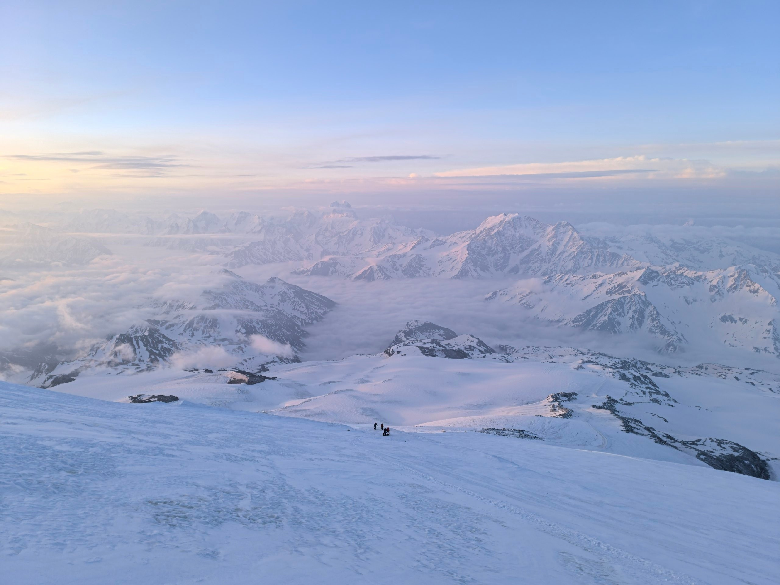 Горный, высотный Фотограф на Эльбрусе Георгий