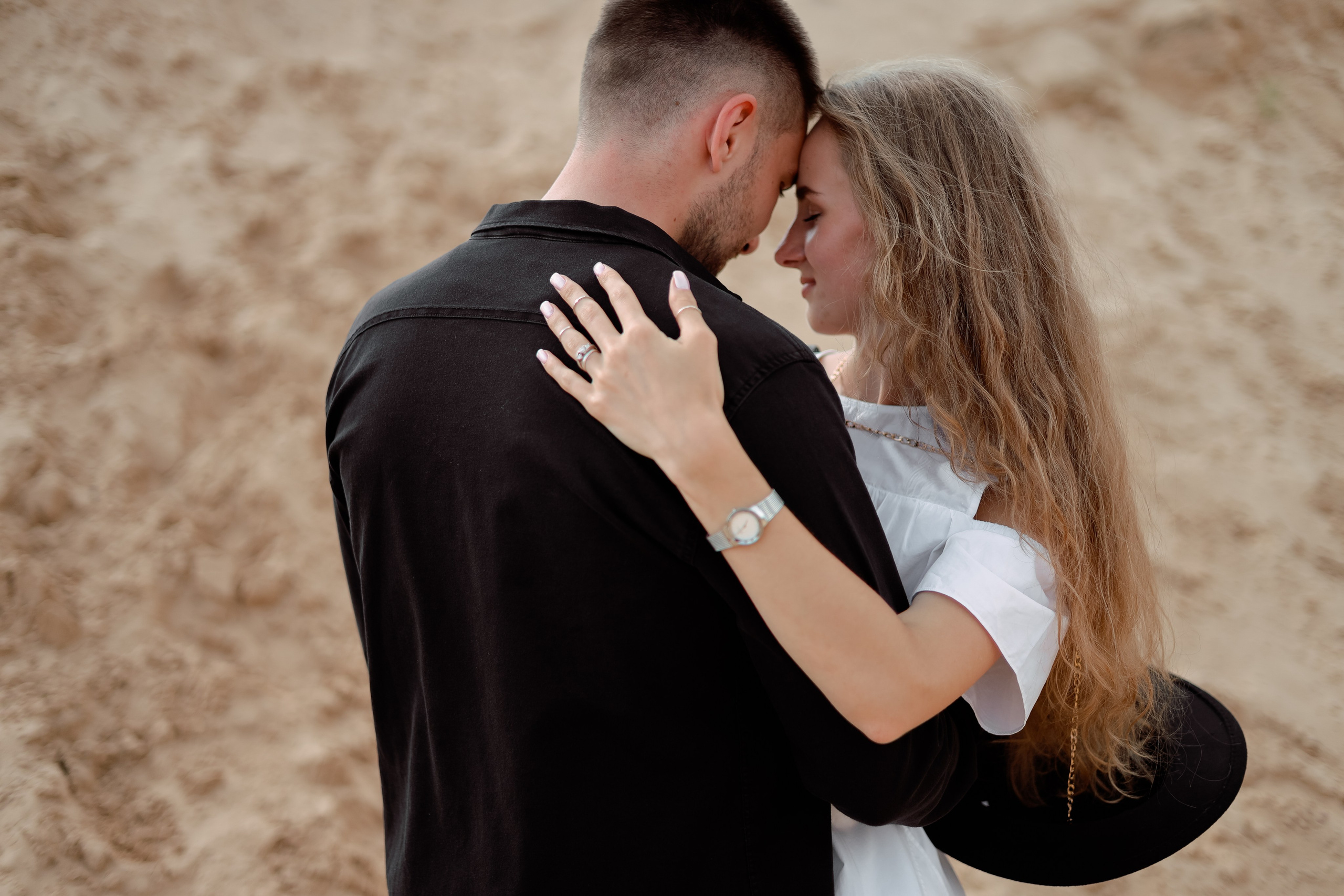 «А может махнуть куда-нибудь куда глаза глядят?..». Свадебный фотограф Беларусь Ольга Козыренко