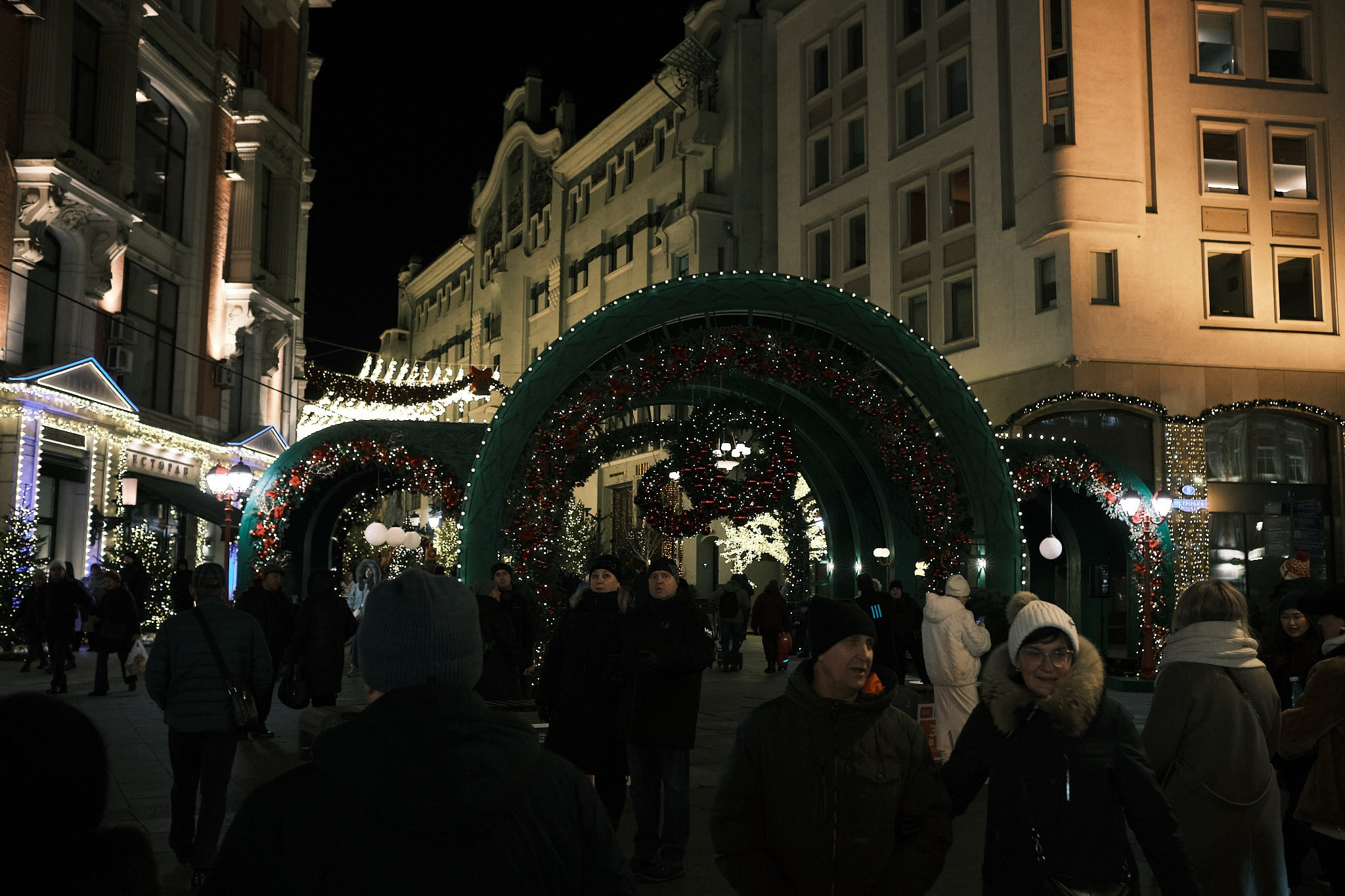 Москва без снега. Фотографъ Сергѣевъ. Поймать мгновеніе
