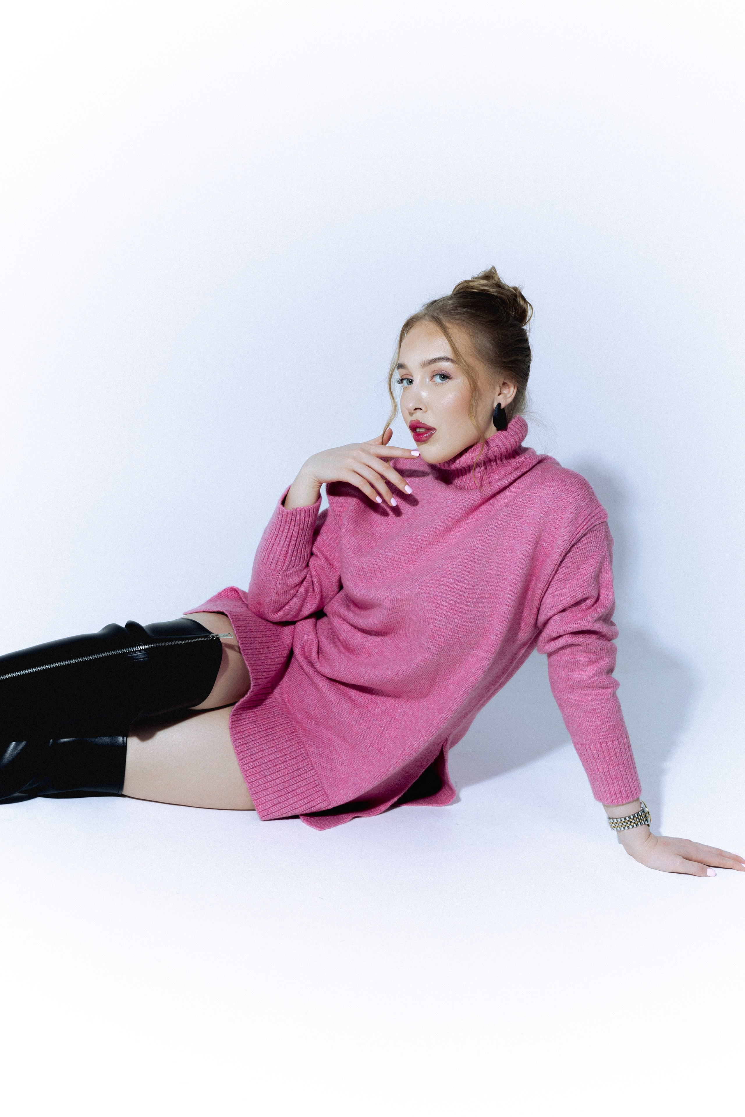 Photographer — Regina Sal’manova. Uray