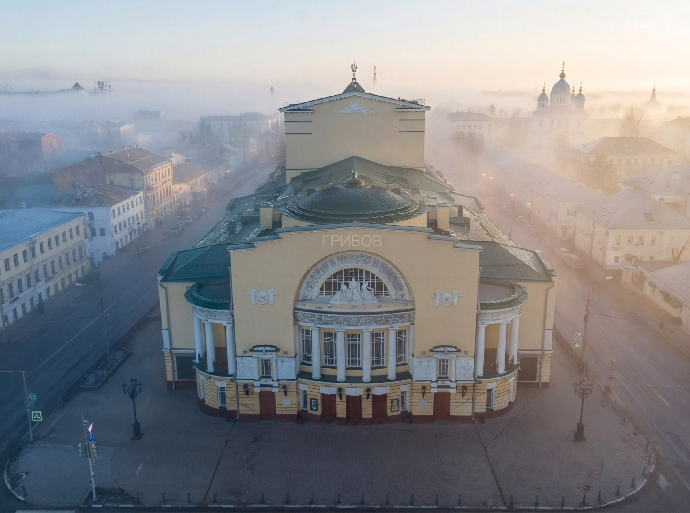 Аэросъёмка в Ярославле — фото и видео с дрона / квадрокоптера от студии Грибов Медиа | от 2500 ₽/час. Фото и видеосъёмка в Ярославле | Грибов Медиа контент студия — от 2500 ₽/час