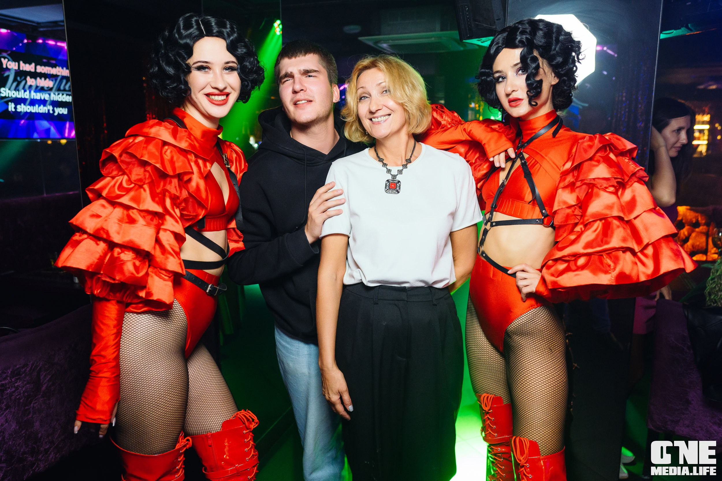 Фоторепортаж из караоке-клуба Эйфория. One Media Life: фоторепортажи, фотоотчеты с мероприятий и заведений