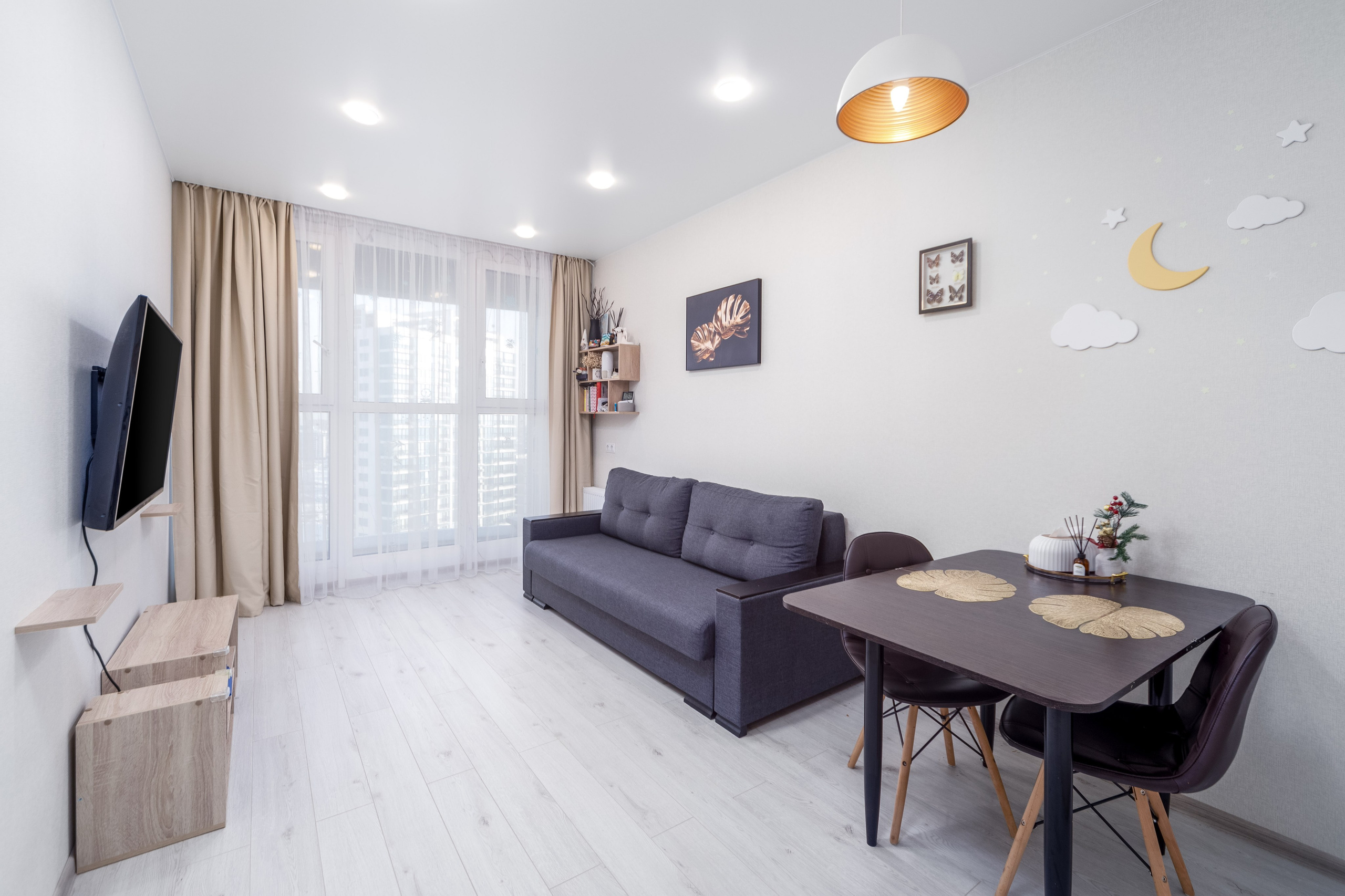 Интерьер стильной двухкомнатной квартиры в ЖК Минск Мир