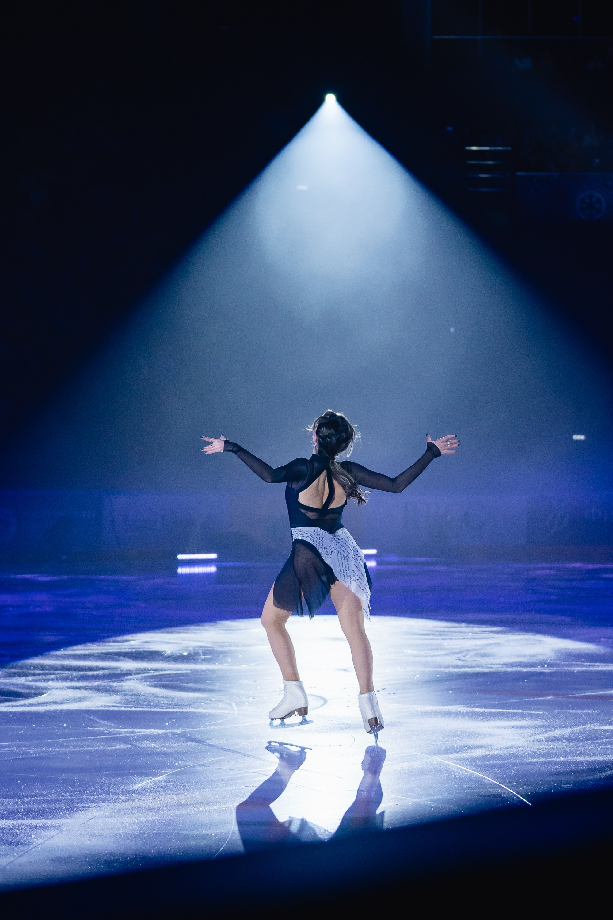 Шоу «Чемпионы на льду» в Новосибирске. Воробьева Ксения — Спортивный и танцевальный фотограф Новосибирск