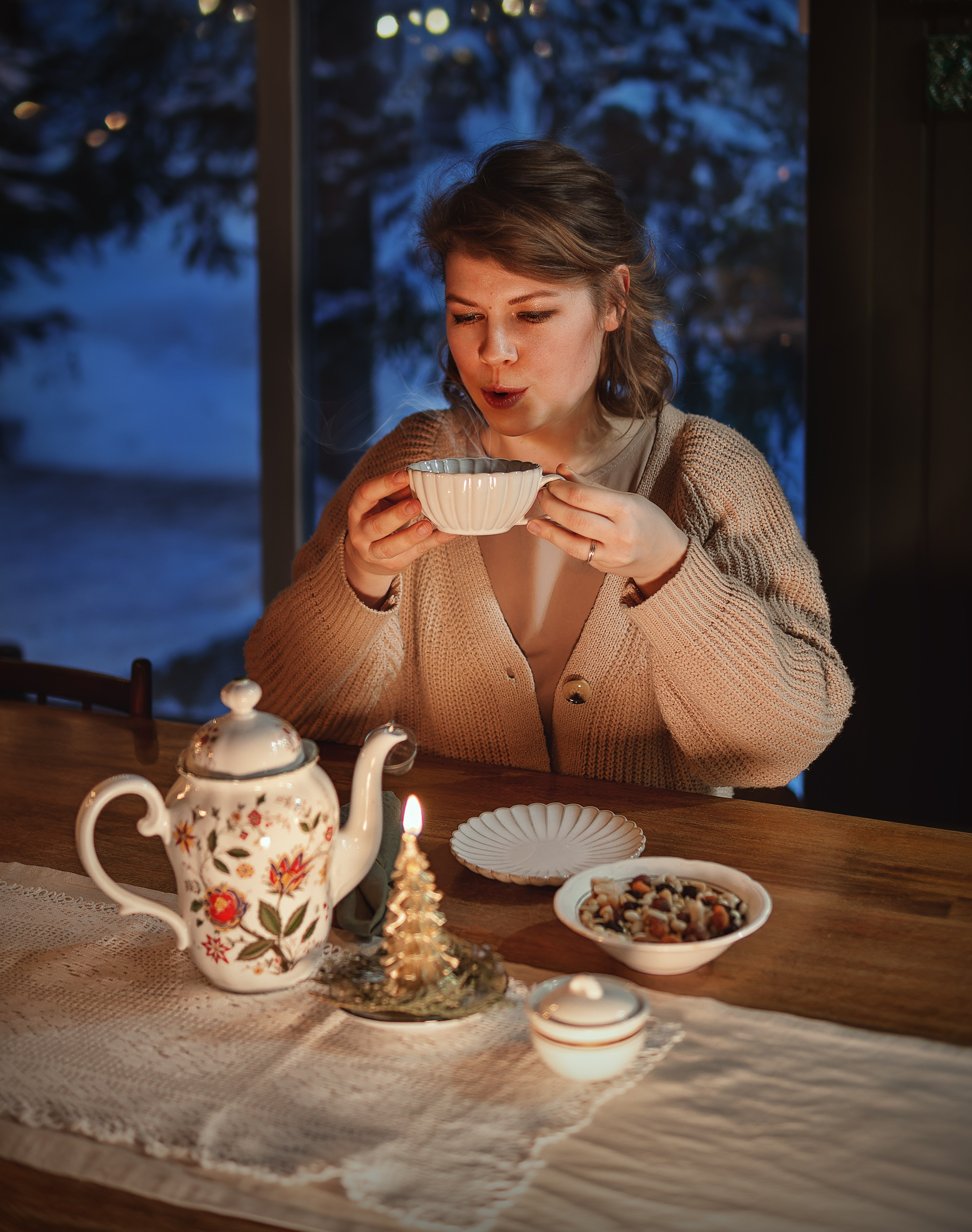 Домашняя фотосессия — сервировка стола к семейному ужину