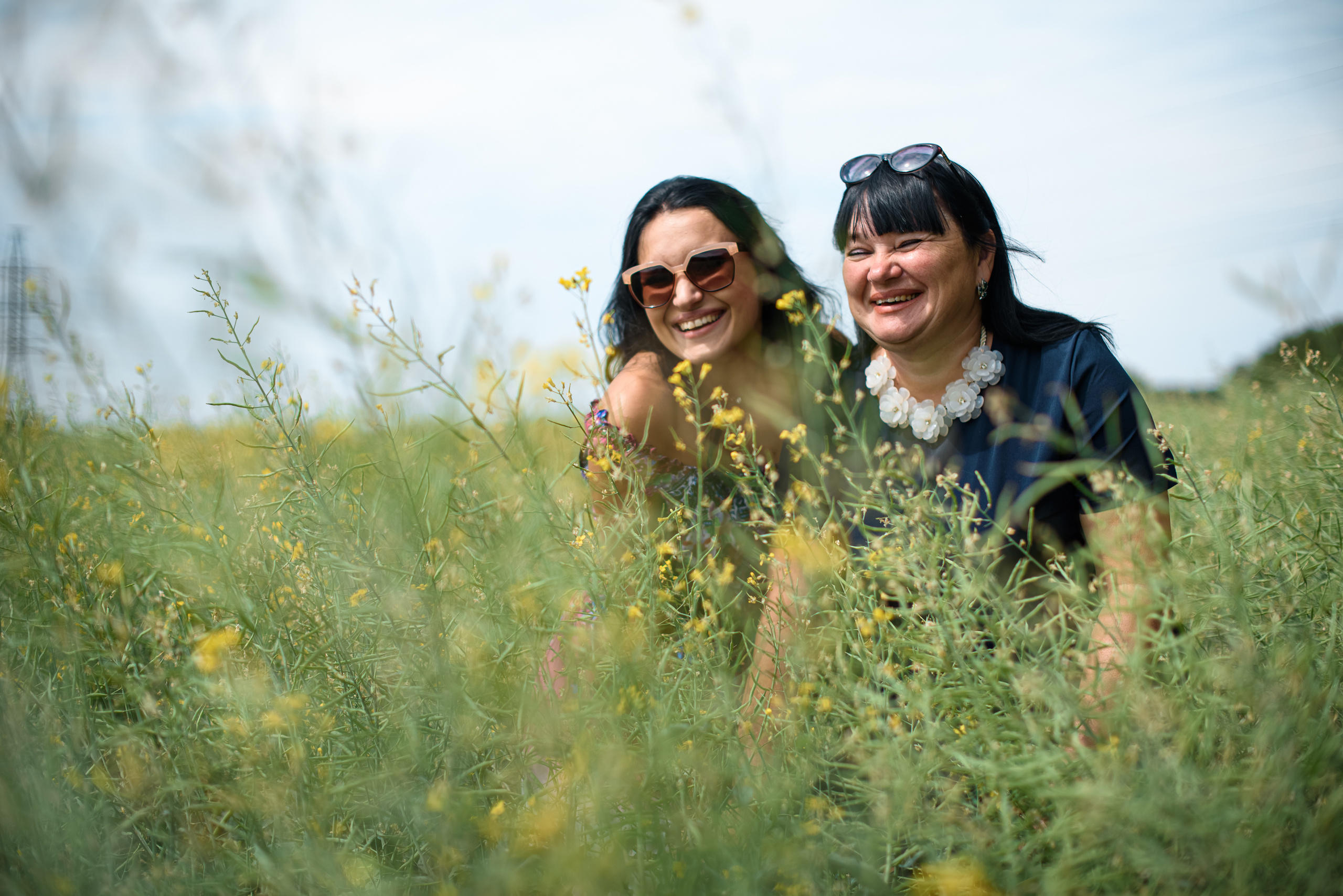 Фотосессия в подсолнухах | Летние фотосессии на природе. Артём Савиных — профессиональный фотограф в Москве | Репортажи, свадьбы, портреты