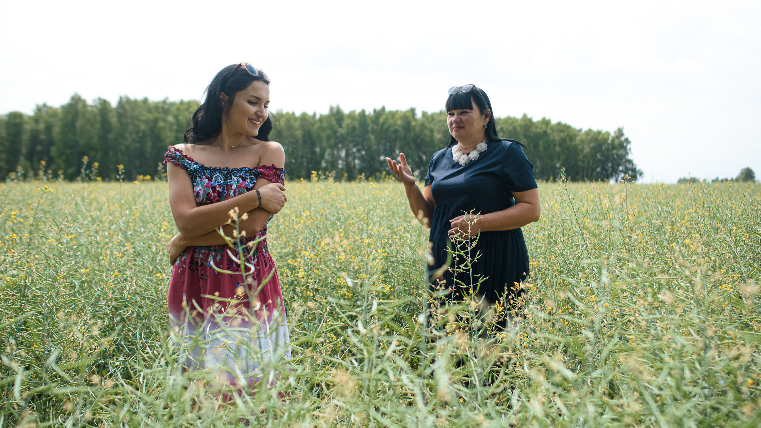 Фотосессия в подсолнухах | Летние фотосессии на природе. Артём Савиных — профессиональный фотограф в Москве | Репортажи, свадьбы, портреты