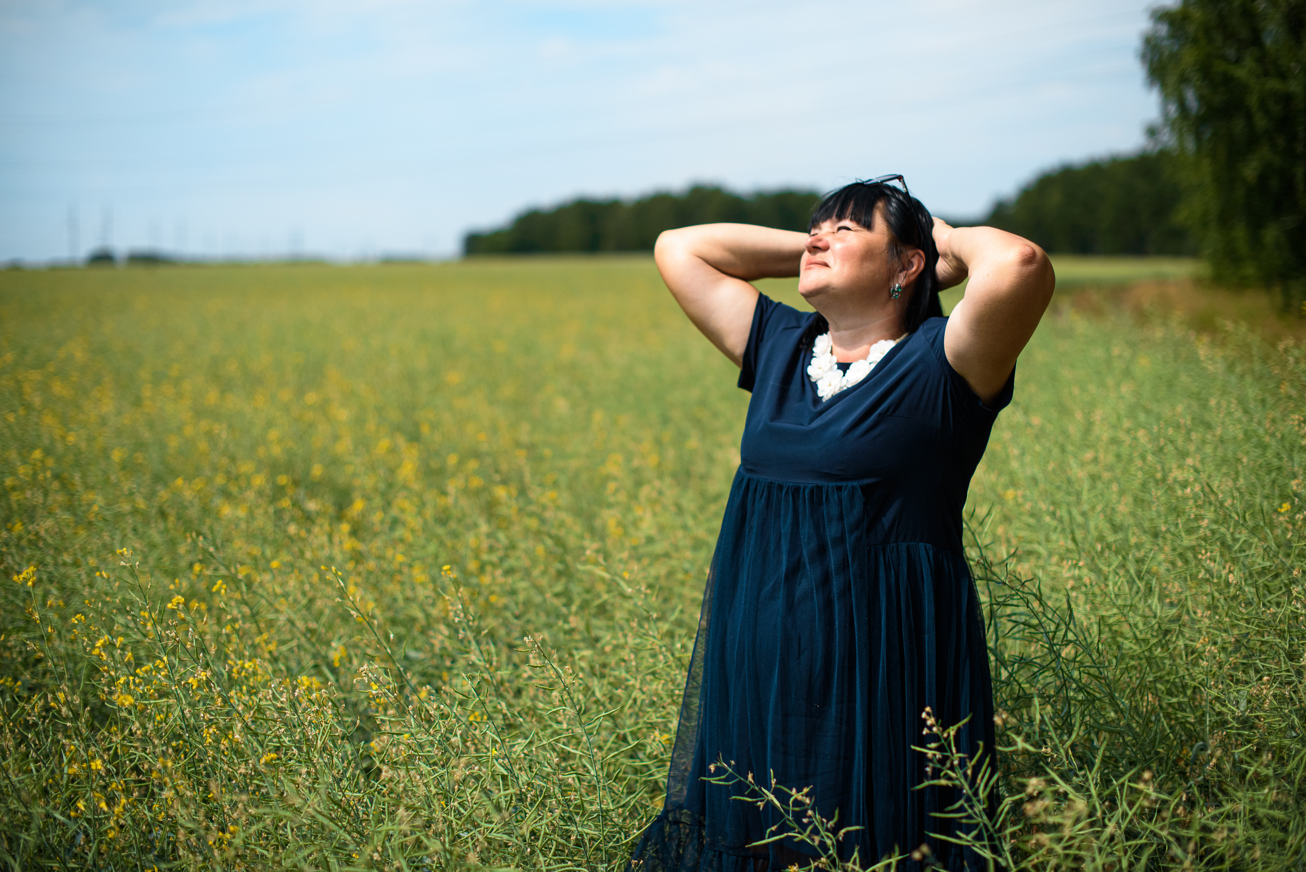 Фотосессия в подсолнухах | Летние фотосессии на природе. Артём Савиных — профессиональный фотограф в Москве | Репортажи, свадьбы, портреты