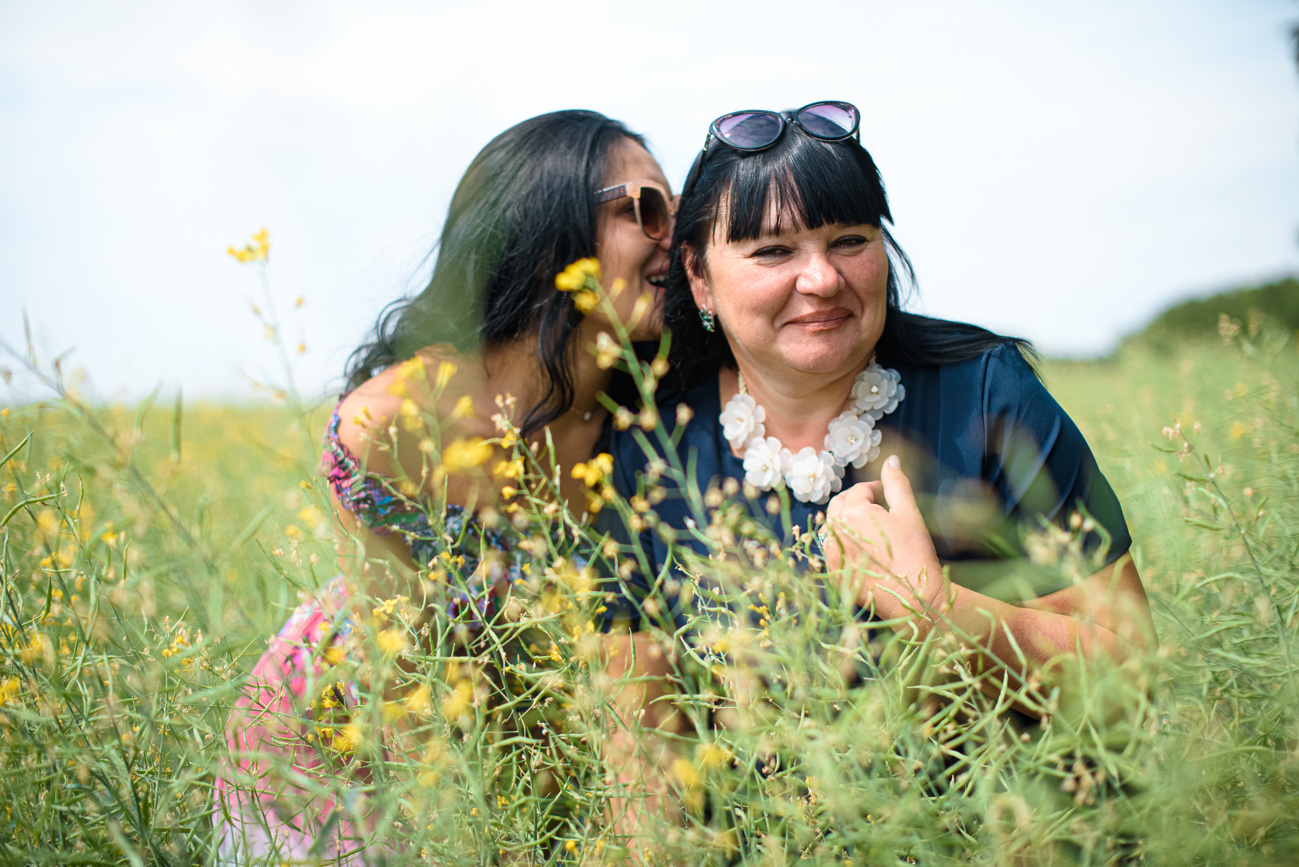 Фотосессия в подсолнухах | Летние фотосессии на природе. Артём Савиных — профессиональный фотограф в Москве | Репортажи, свадьбы, портреты