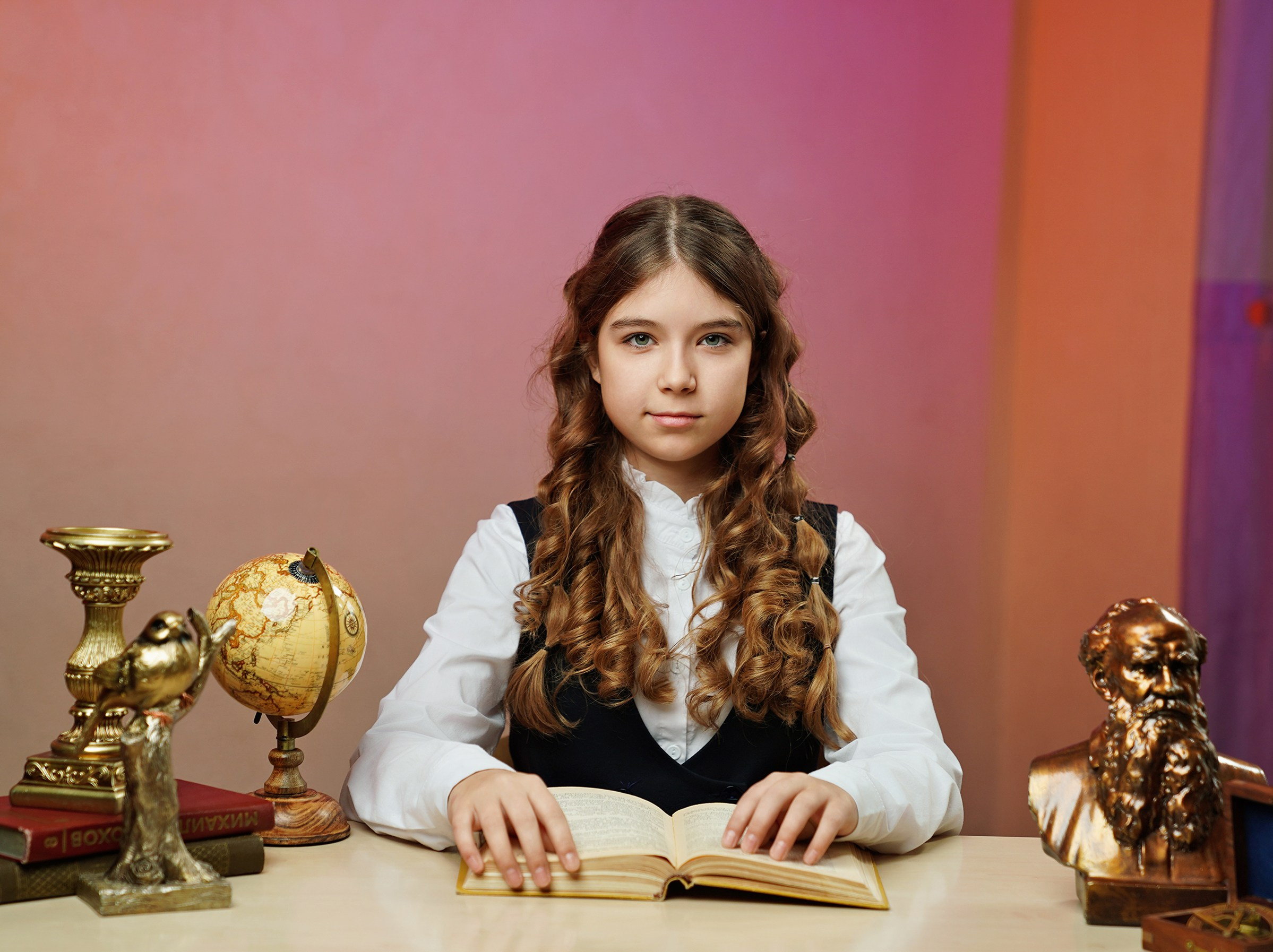 Виньетка + портреты. GOTRA — выпускные альбомы в Тюмени