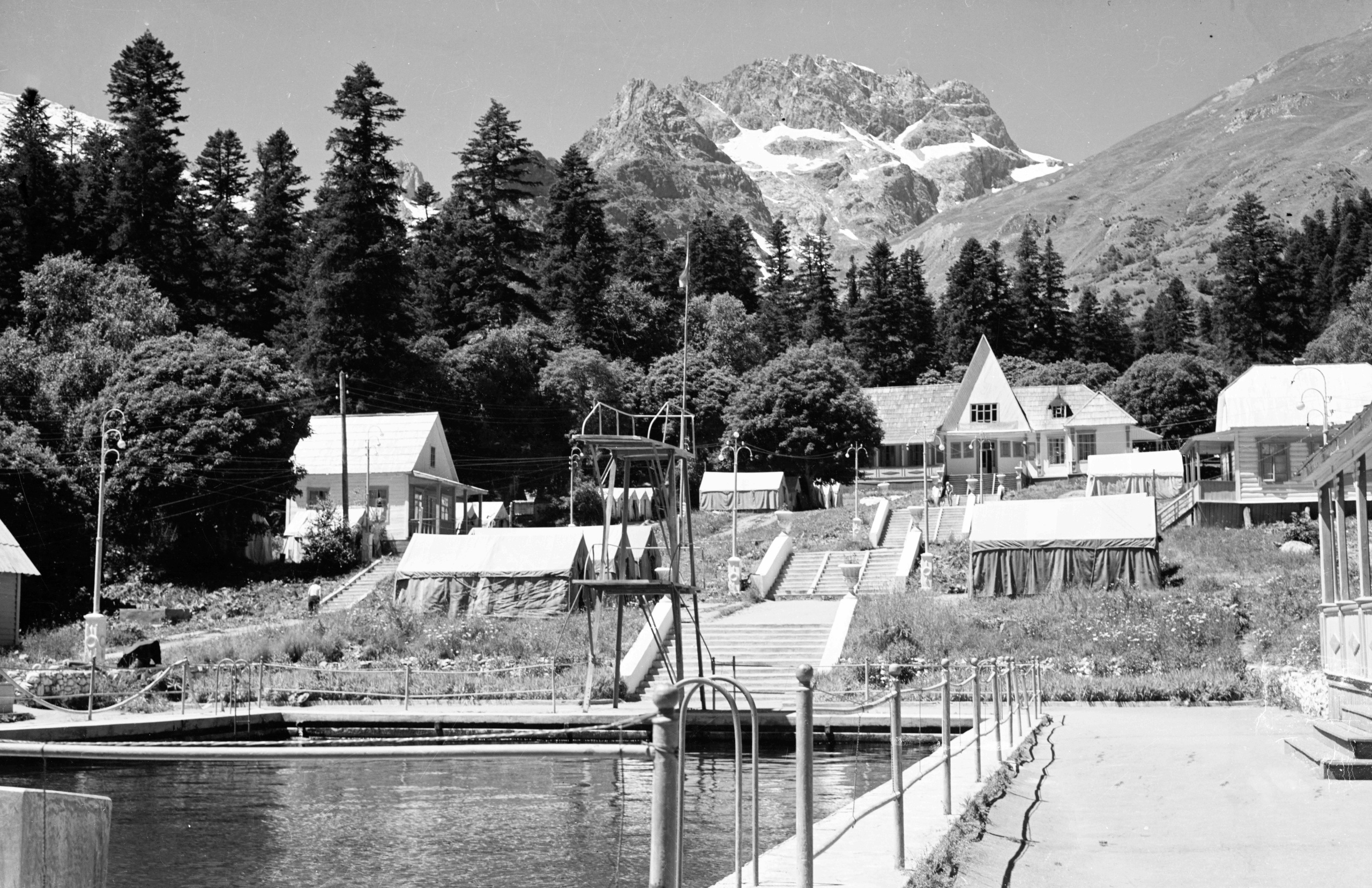 Геннадий Кук. Курортное дело