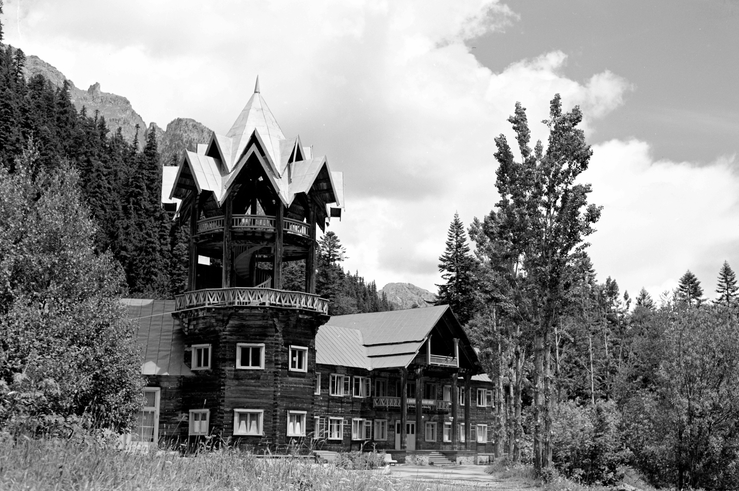 Геннадий Кук. Курортное дело