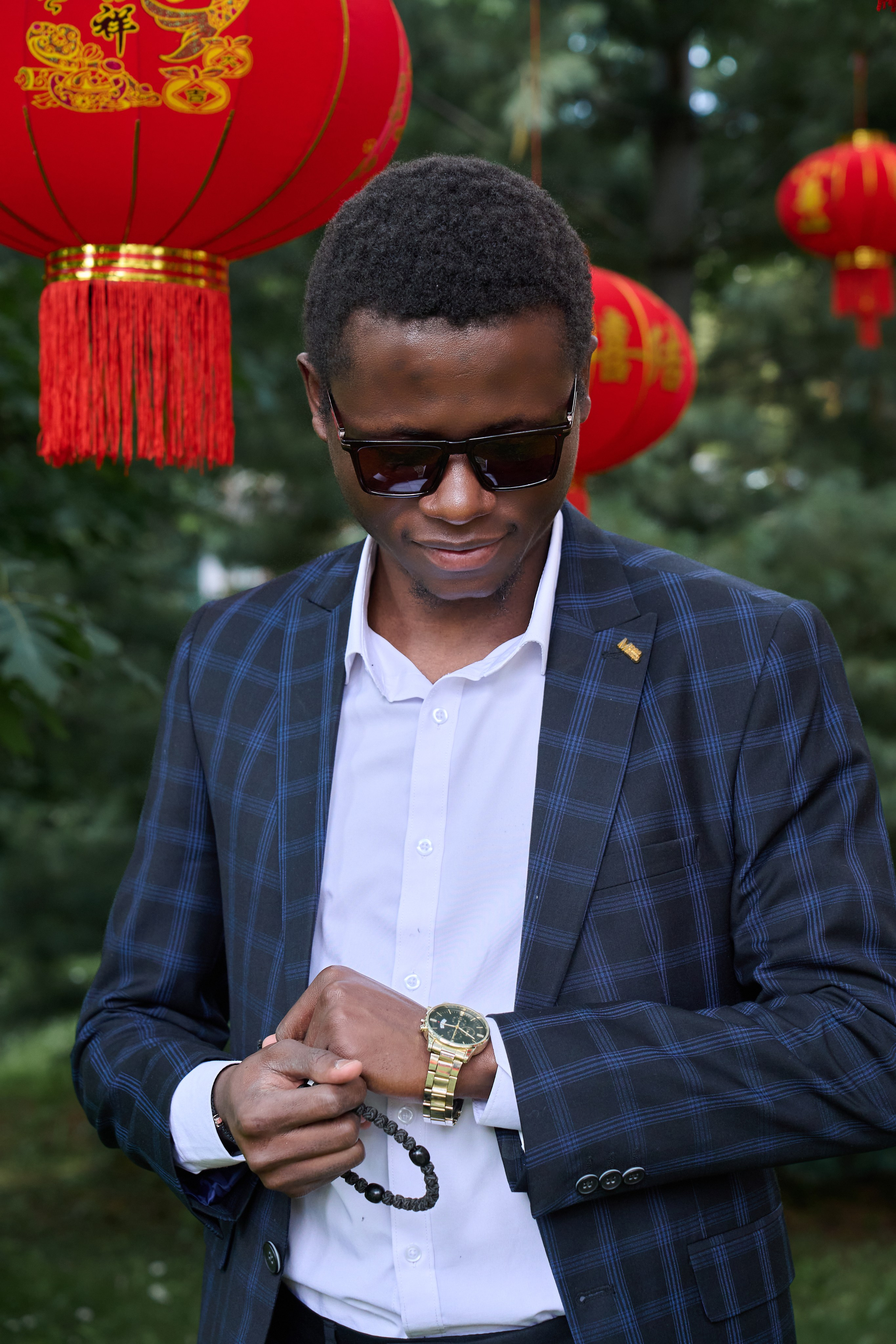 Накануне праздника китайских мучеников. Фотограф в Москве