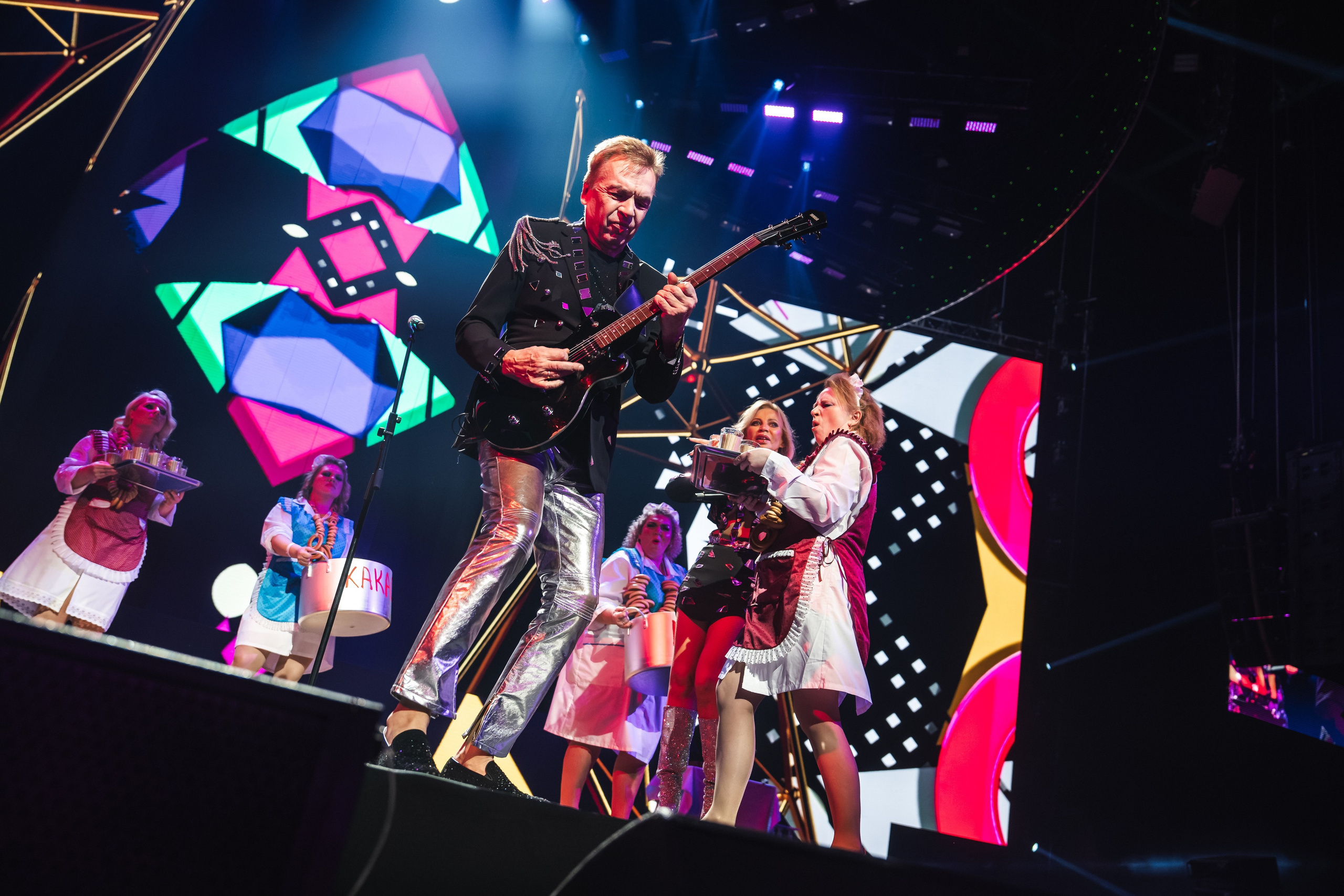 Superdiskoteka 90. Svyatoslav Bunkov | photographer