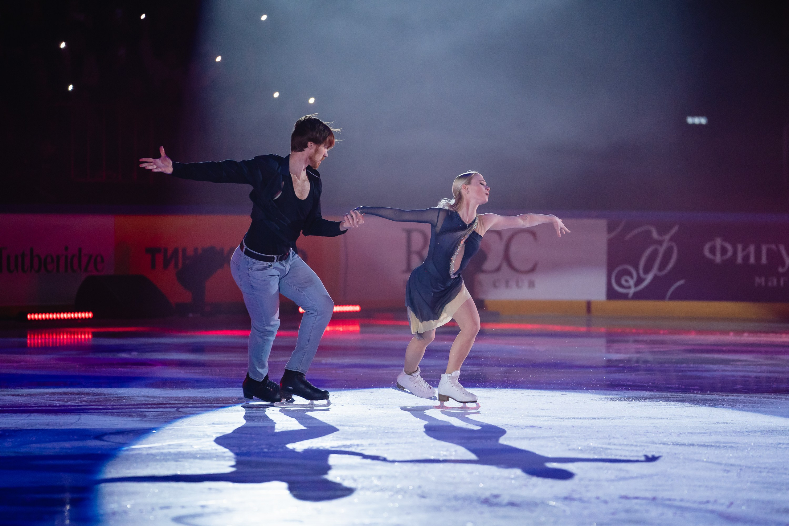 Шоу «Чемпионы на льду» в Новосибирске. Воробьева Ксения — Спортивный и танцевальный фотограф Новосибирск