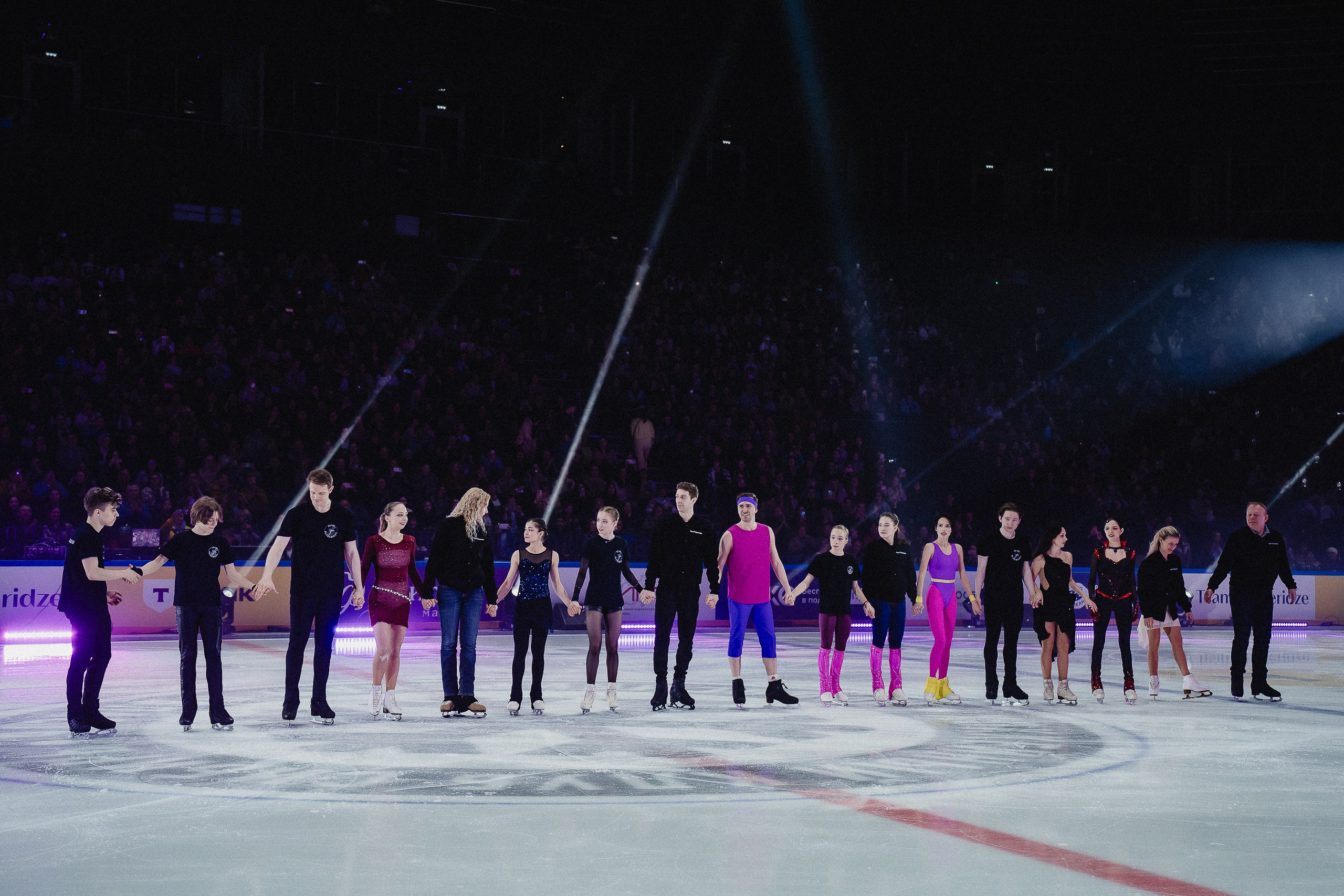 Шоу Этери Тутберидзе в Новосибирске. Воробьева Ксения — Спортивный и танцевальный фотограф Новосибирск