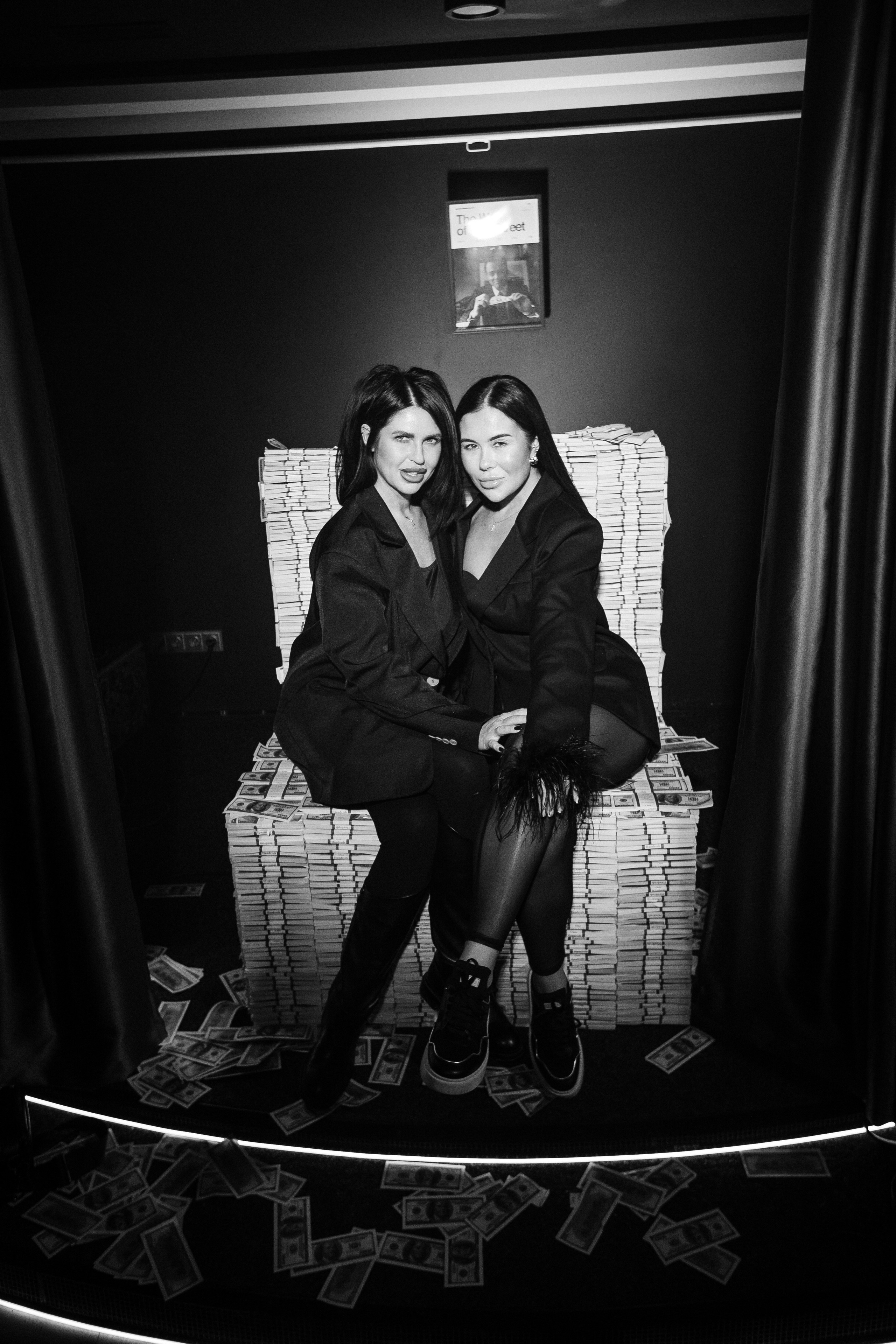 LA FAMIGLIA — SOLOVI — 1 YEAR. СВОИ. ФОТООТЧЕТЫ-СОБЫТИЯ-МЕСТА