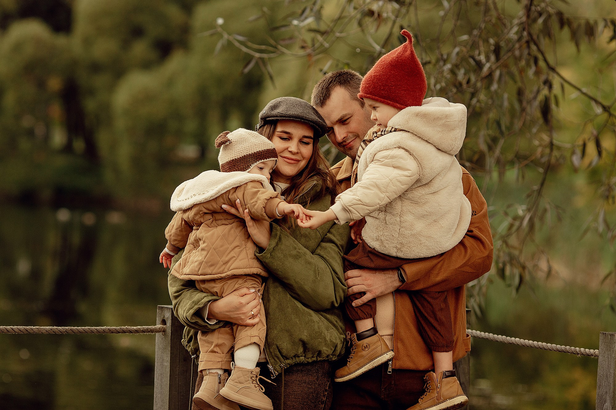 Осенняя семейная фотосессия у пруда. Tatyana Nadezhdina Family photographer