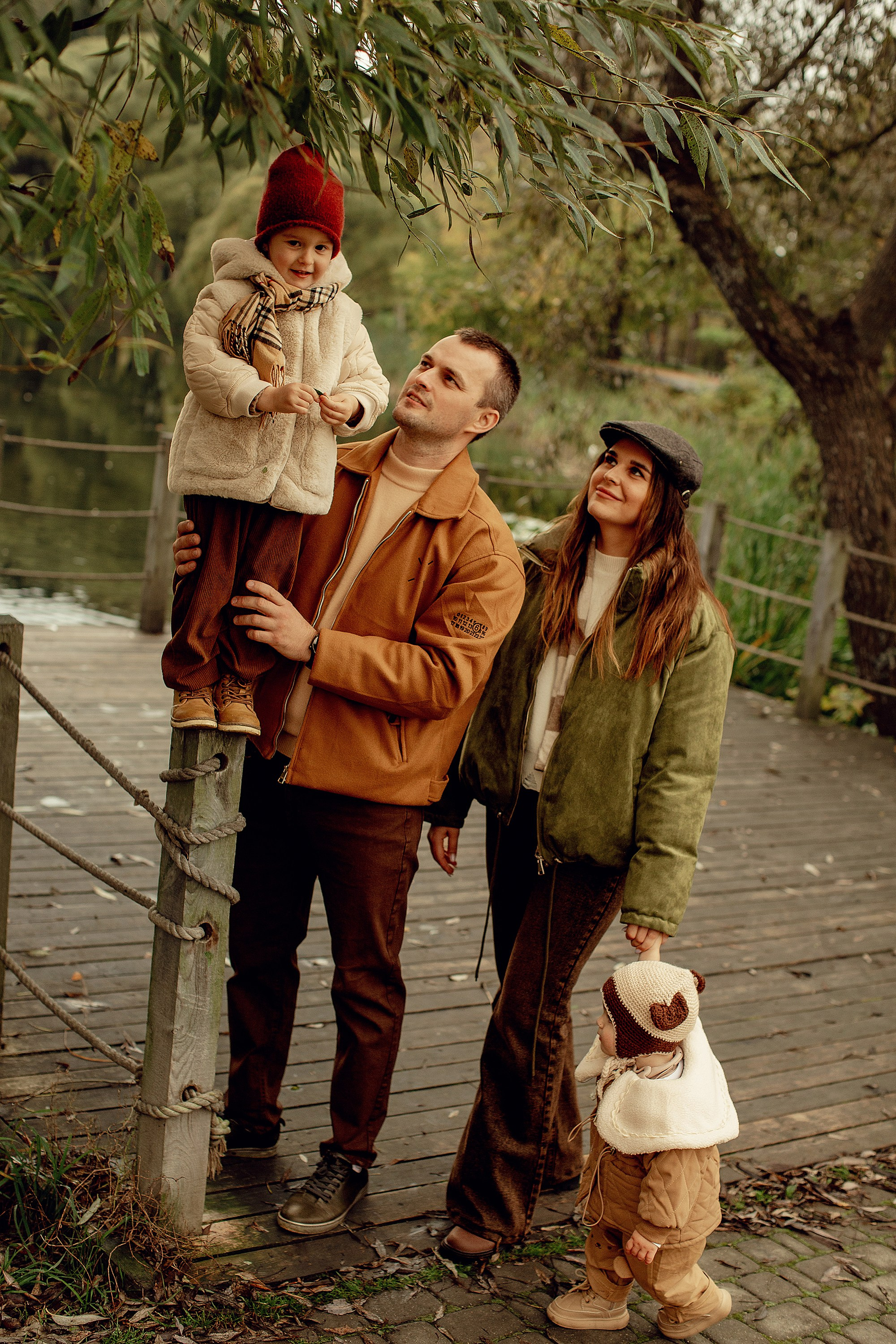 Осенняя семейная фотосессия у пруда. Tatyana Nadezhdina Family photographer