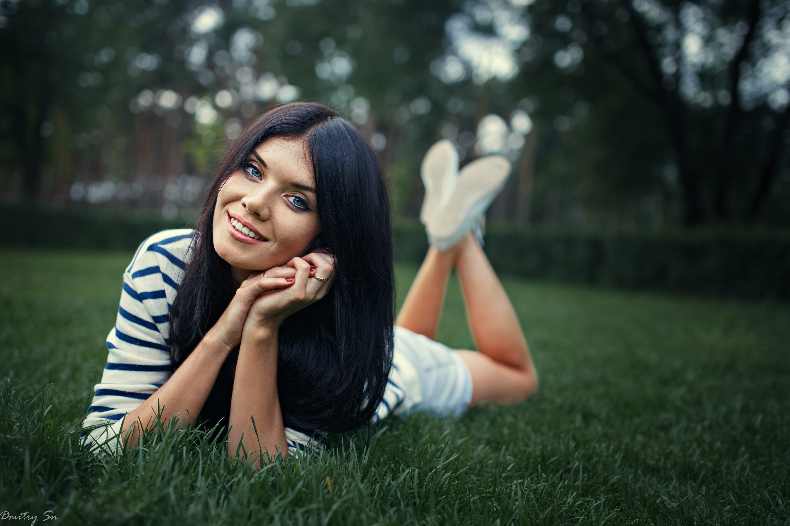 Весенняя фотосъемка с Ольгой в яблоневом саду и в парке в формате для «себя»