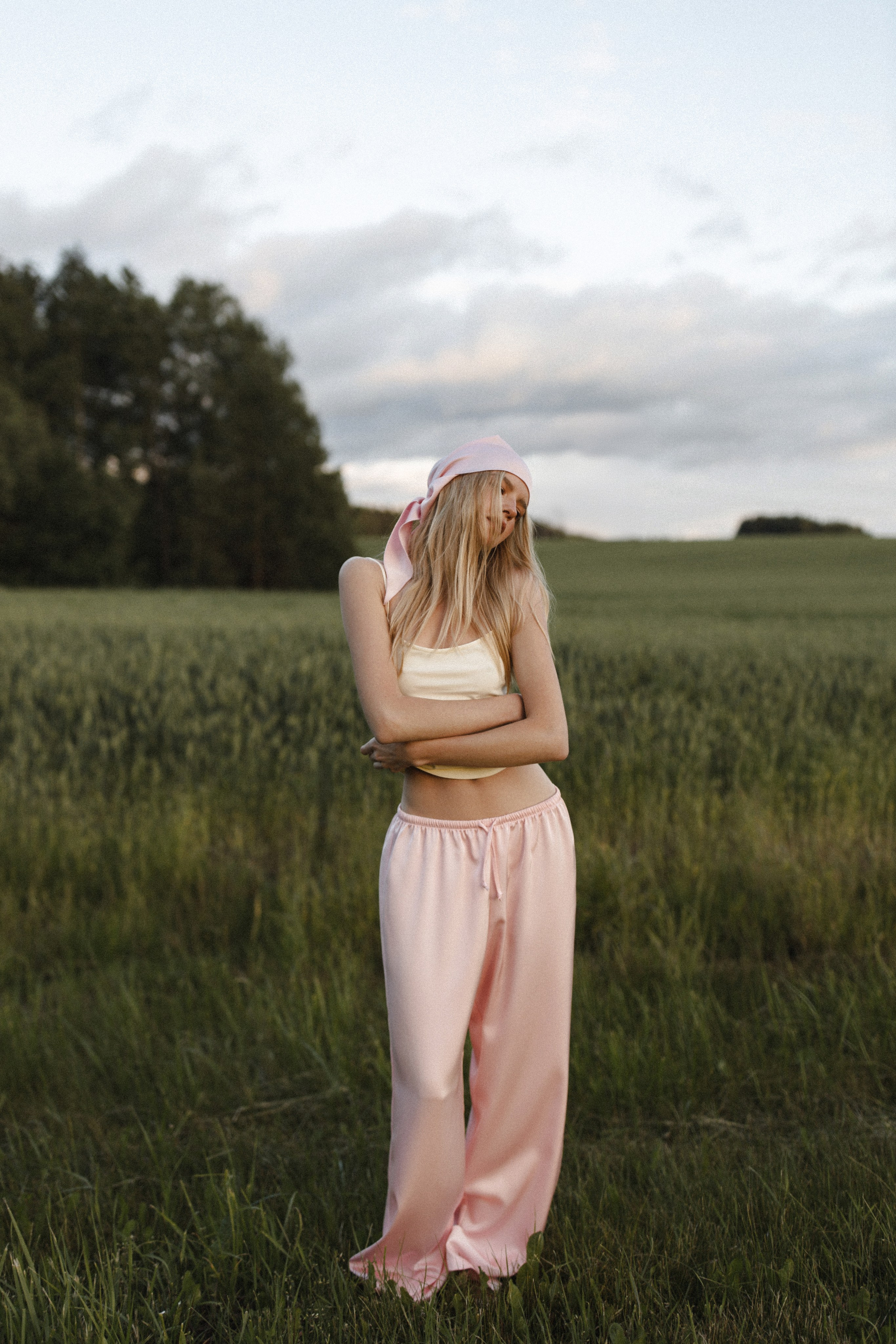 NEW FIELD NOTES. COMMON MUSE