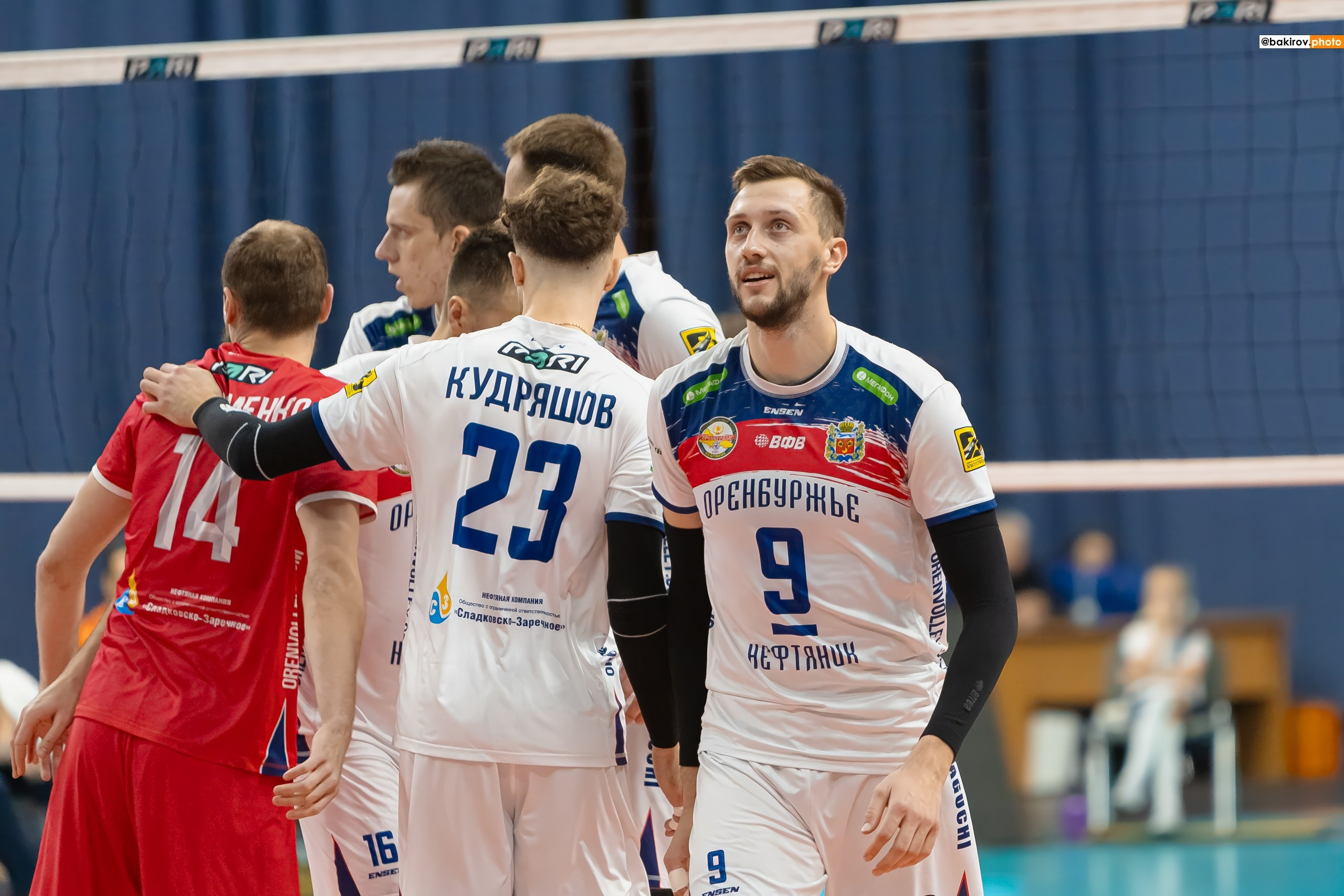 06.11 Волейбол. Нефтяник-Кузбасс. Команда специалистов в мире фотографии и видео. Детский фотограф, семейный фотограф