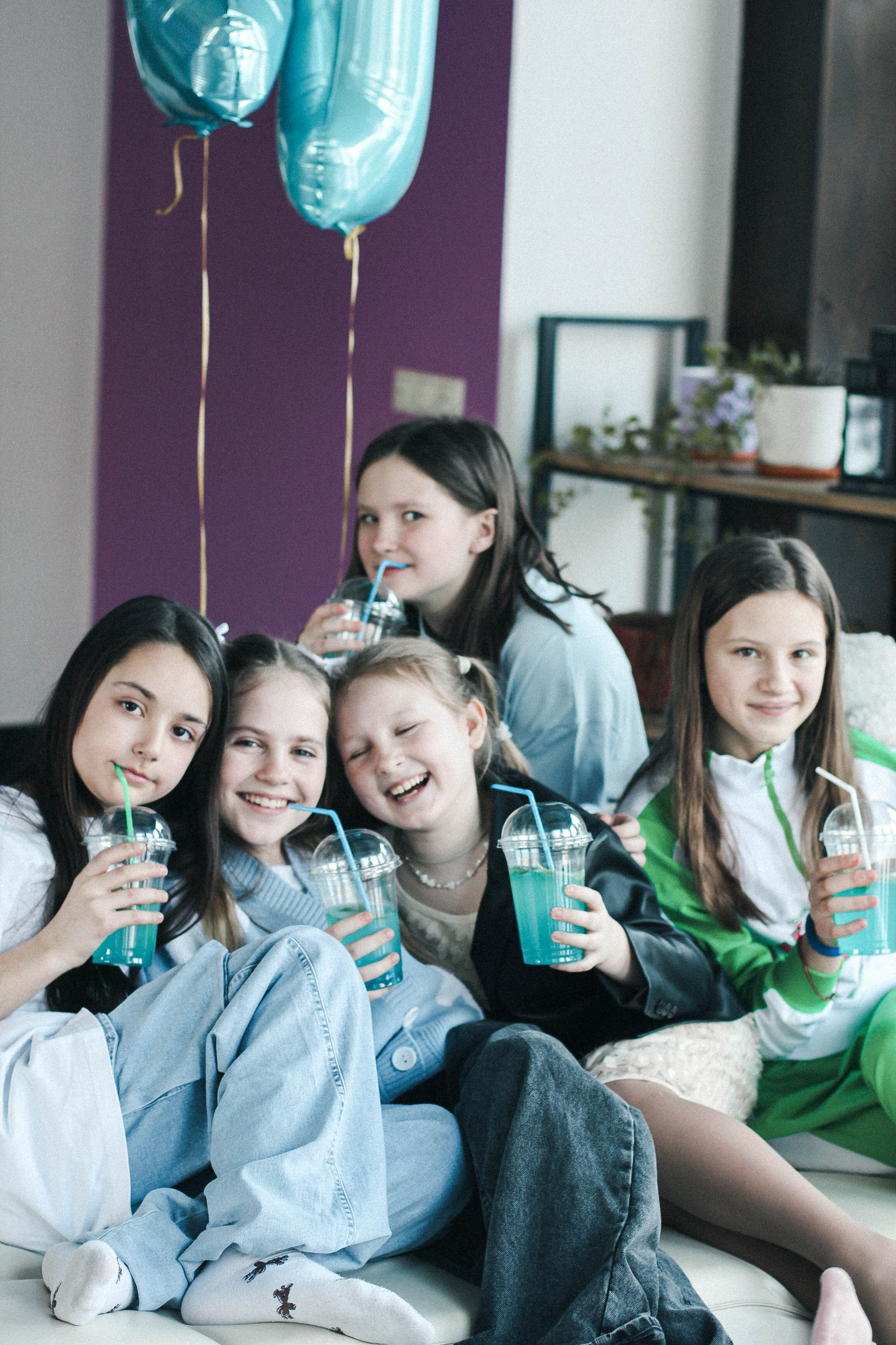 ДВЕ СТИХИИ: День Рождения Полины. КАРАМБОЛА: Организация праздников в Москве