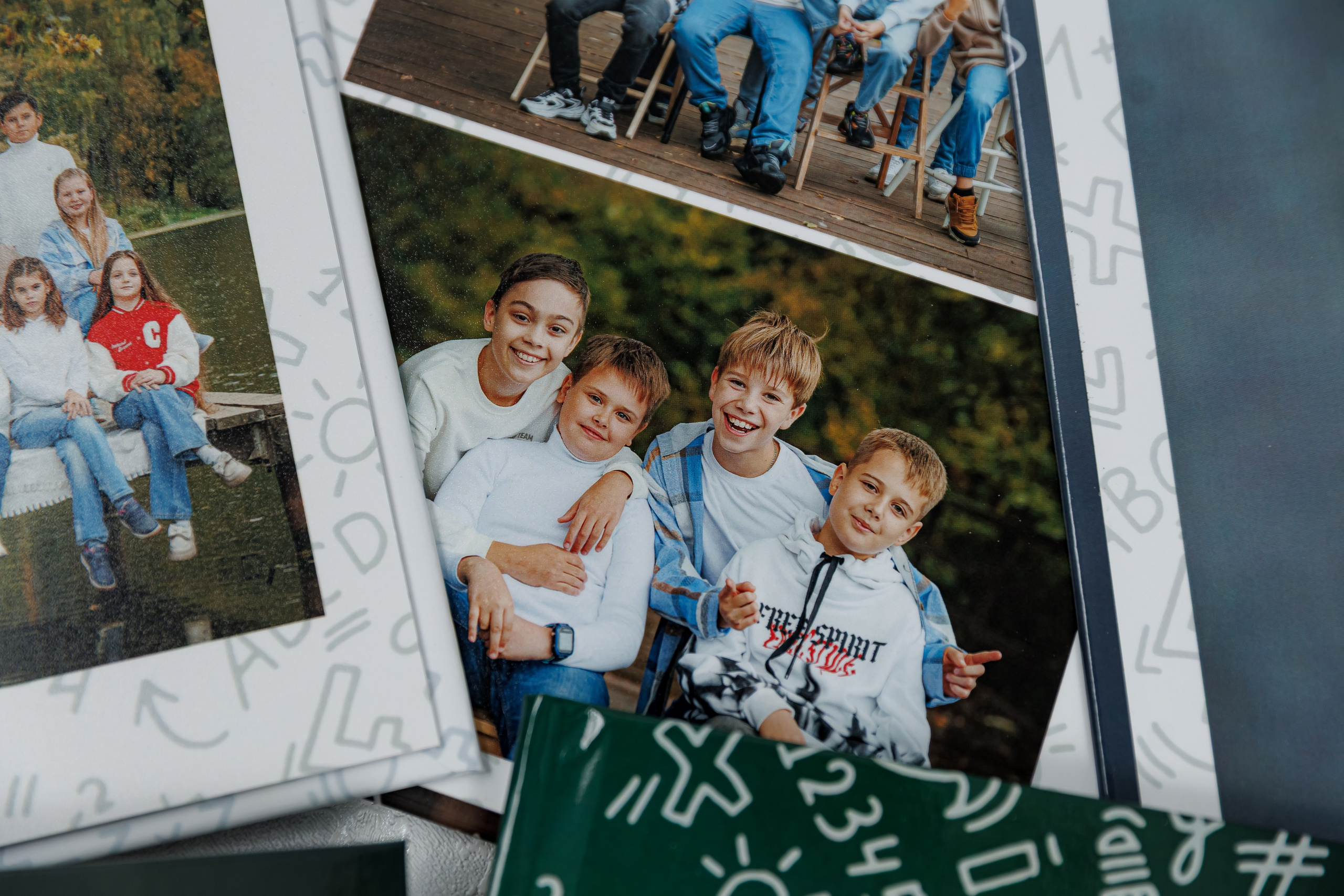 Выпускные альбомы 4 класс. Семейный и детский фотограф Комина Елена, Власиха, Одинцово