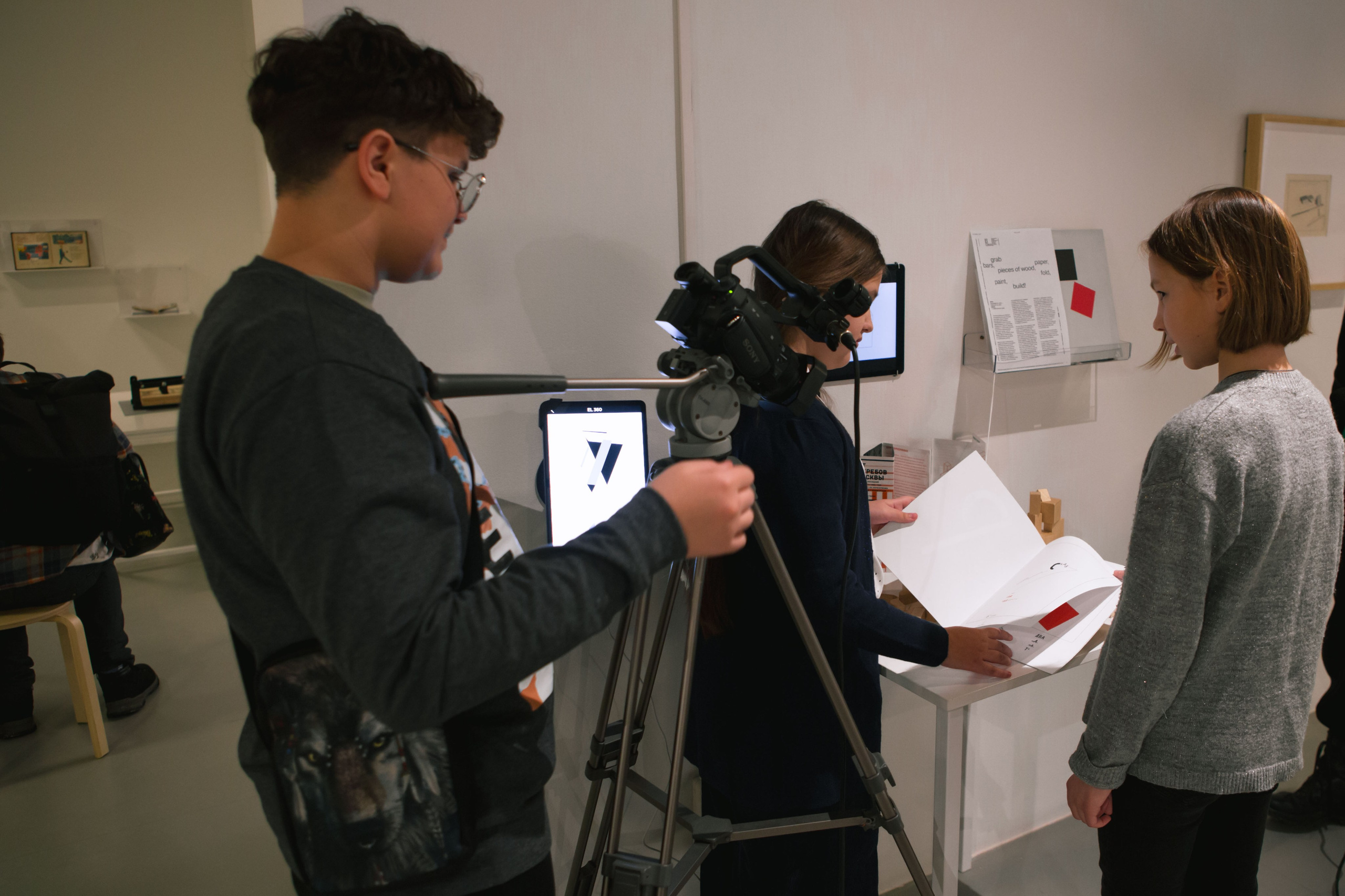 Детская студия «Киношка» г. Москва. Выпускные альбомы и школьный фотограф в Подольске, Троицке, Щербинке, Москве и Московской области