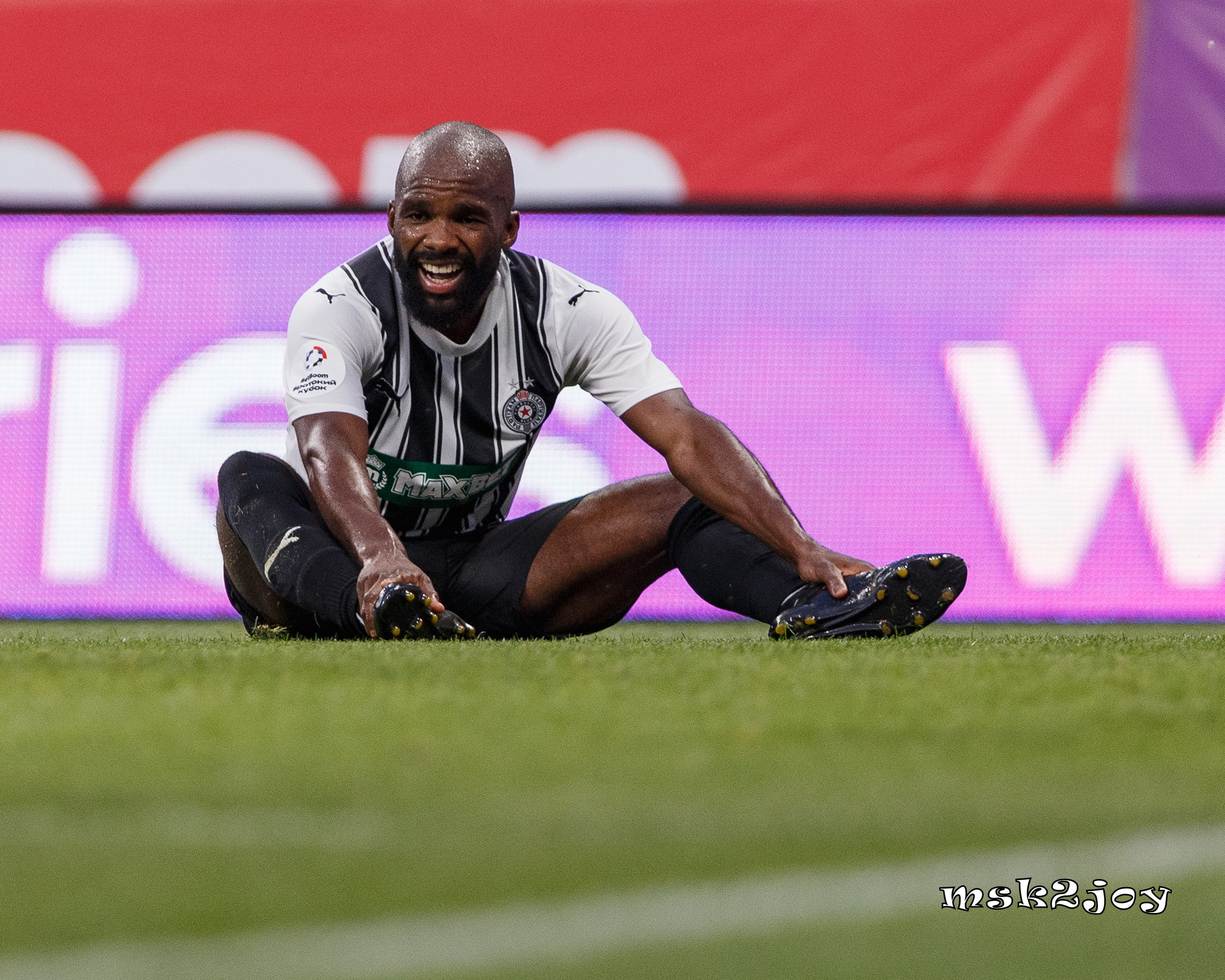 Фоторепортаж. ФК Динамо — ФК Партизан. Михаил Тоцкий портретный и репортажный фотограф в Москве