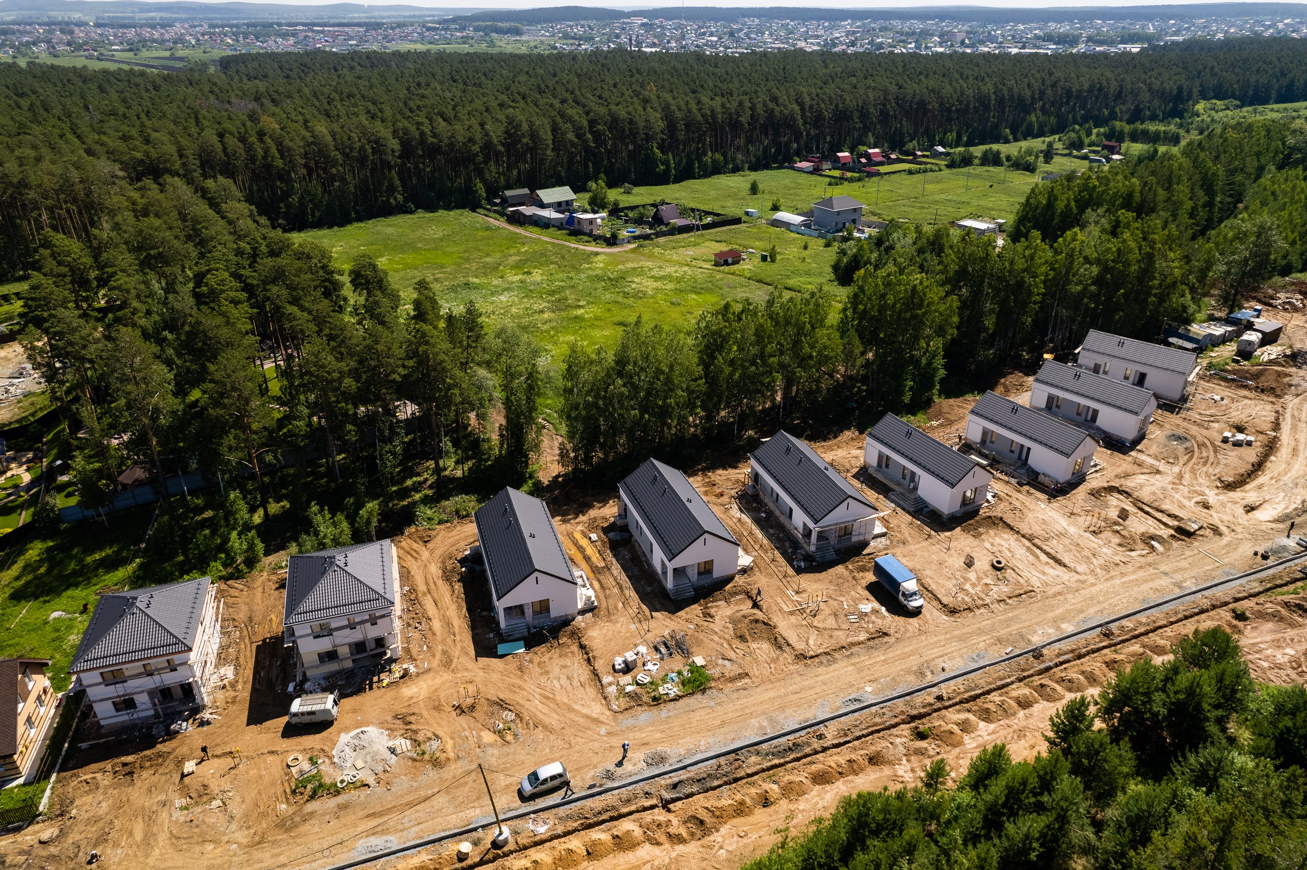 Фотограф для съемки этапов строительства. Контент для бизнеса в Екатеринбурге Полдень Медиа