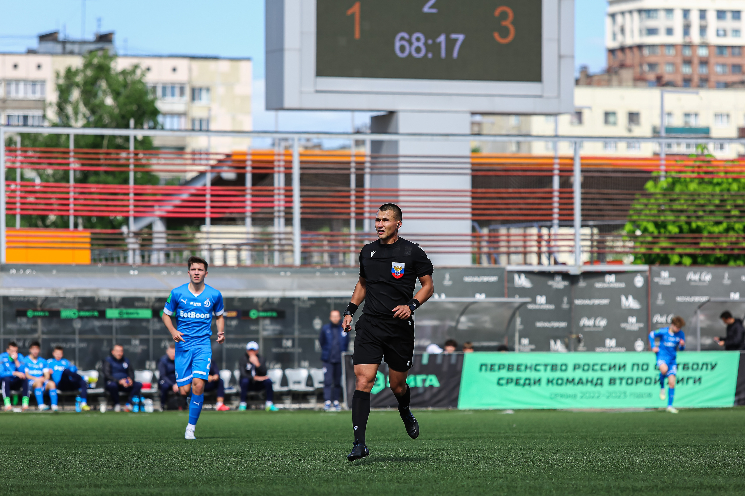 Футбольный матч между командами Динамо СПБ — Динамо 2. Сергей Гусев — спортивная фотография, виртуальные туры, 3д панорамы
