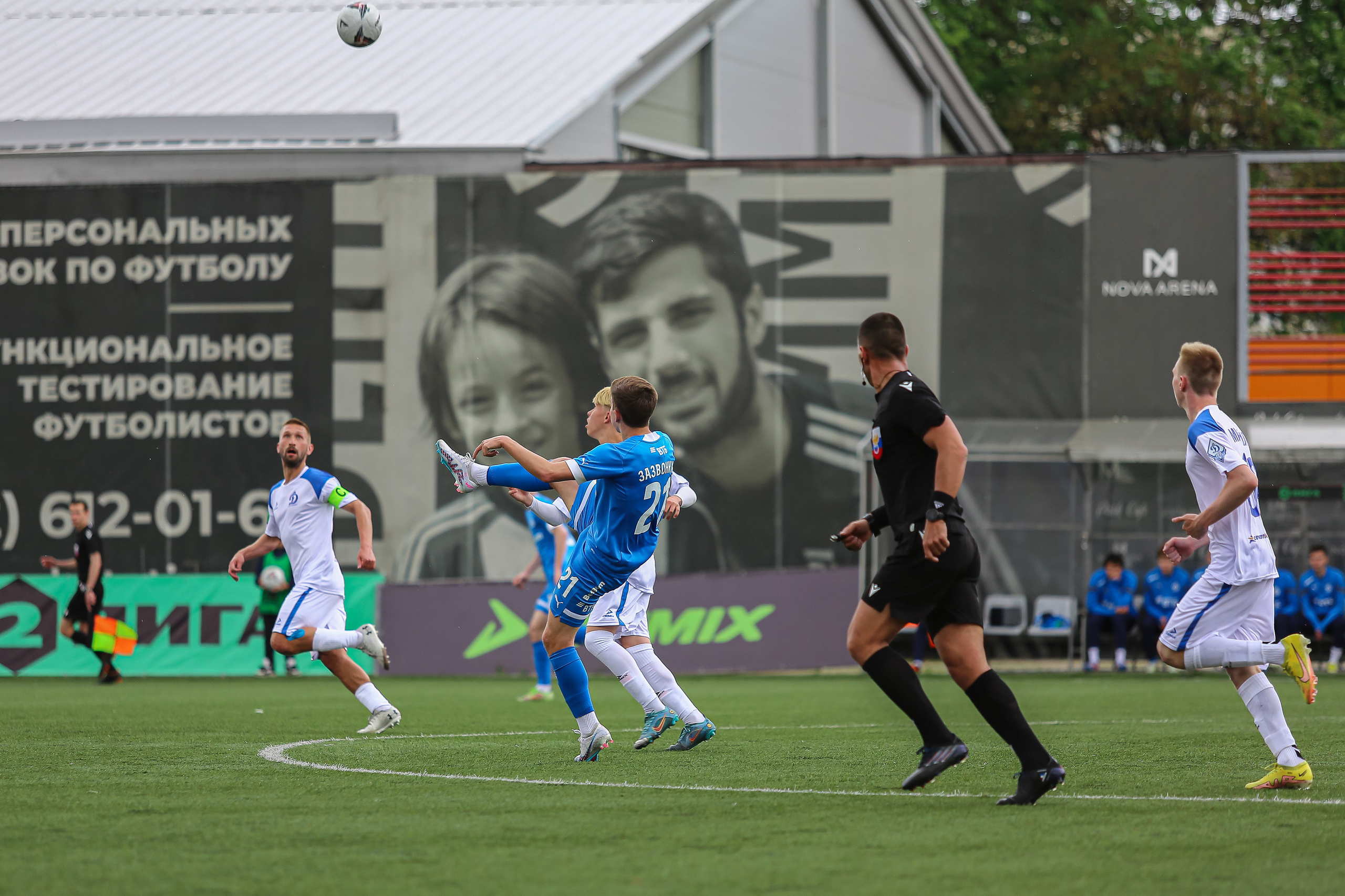 Футбольный матч между командами Динамо СПБ — Динамо 2. Сергей Гусев — спортивная фотография, виртуальные туры, 3д панорамы