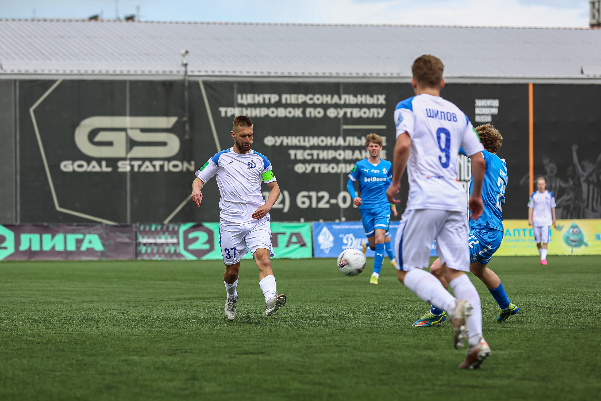 Футбольный матч между командами Динамо СПБ — Динамо 2. Сергей Гусев — спортивная фотография, виртуальные туры, 3д панорамы