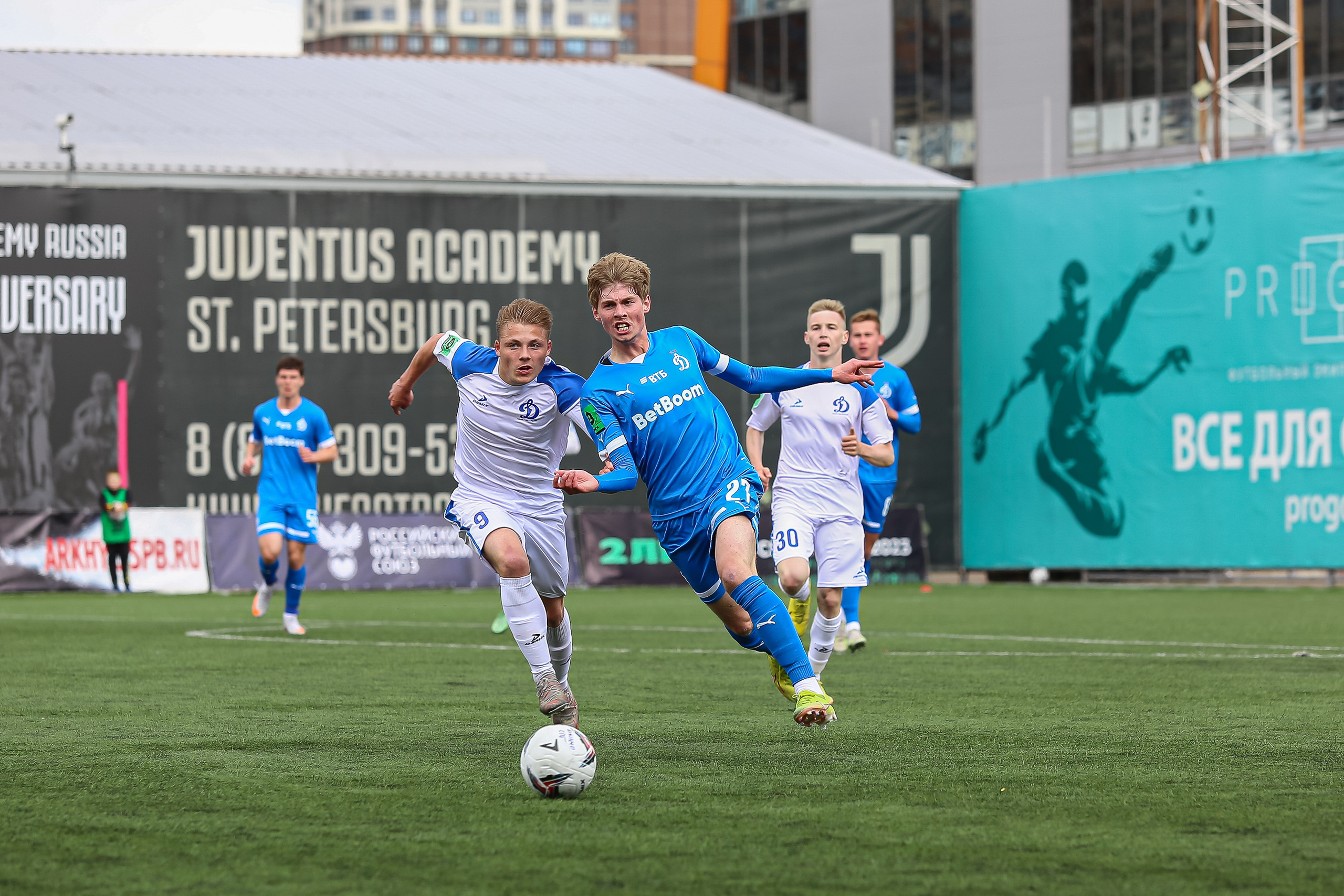 Футбольный матч между командами Динамо СПБ — Динамо 2. Сергей Гусев — спортивная фотография, виртуальные туры, 3д панорамы