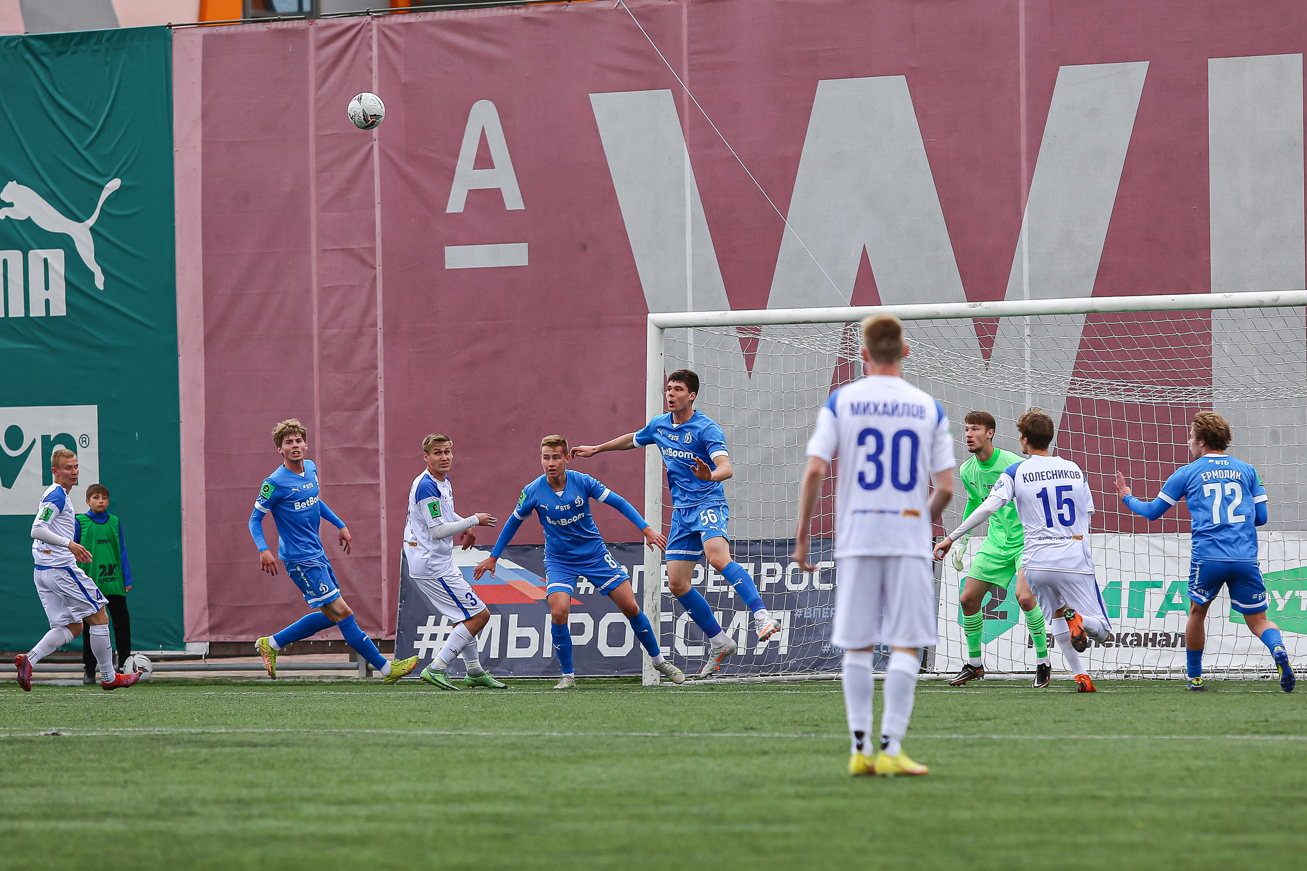 Футбольный матч между командами Динамо СПБ — Динамо 2. Сергей Гусев — спортивная фотография, виртуальные туры, 3д панорамы