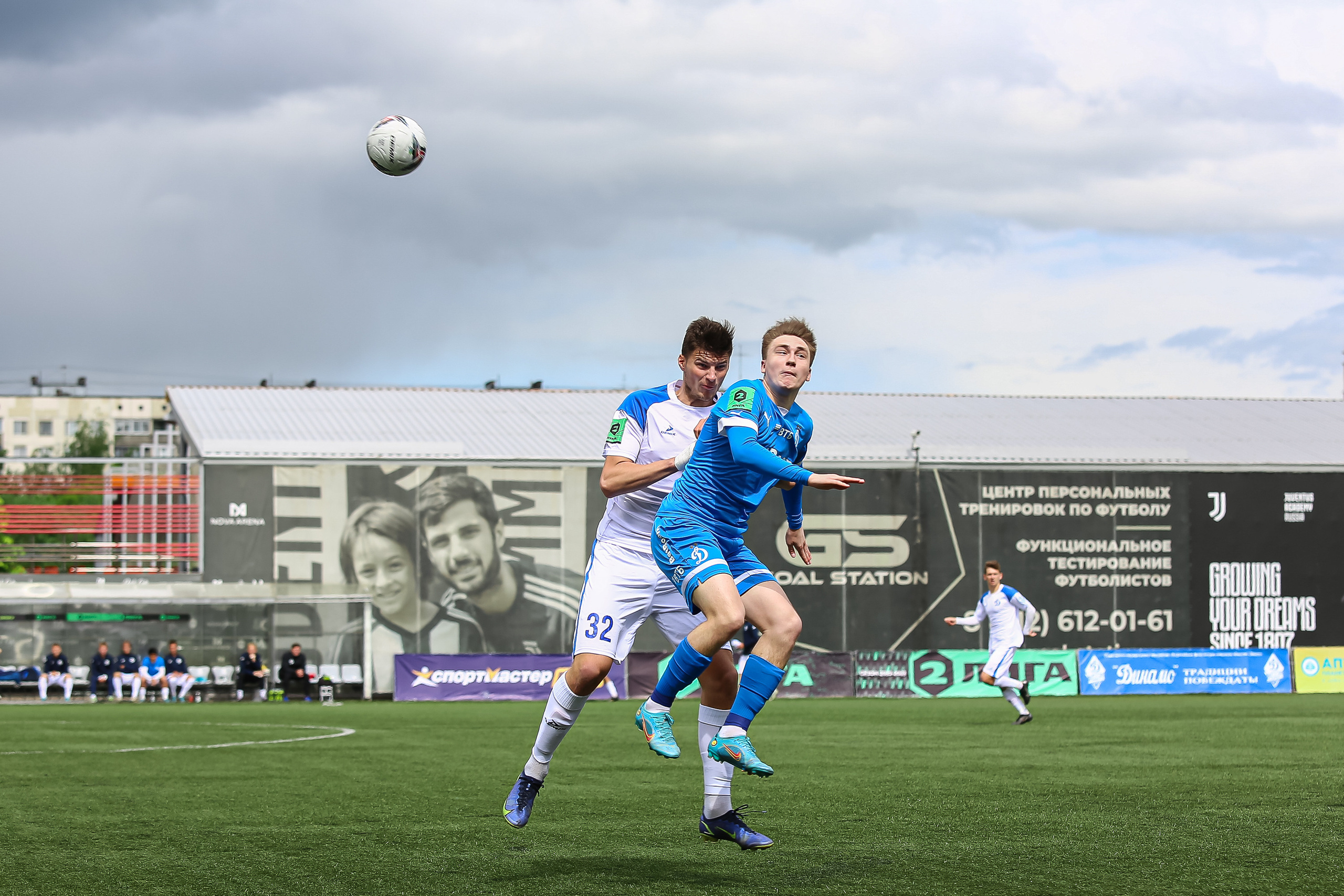 Футбольный матч между командами Динамо СПБ — Динамо 2. Сергей Гусев — спортивная фотография, виртуальные туры, 3д панорамы