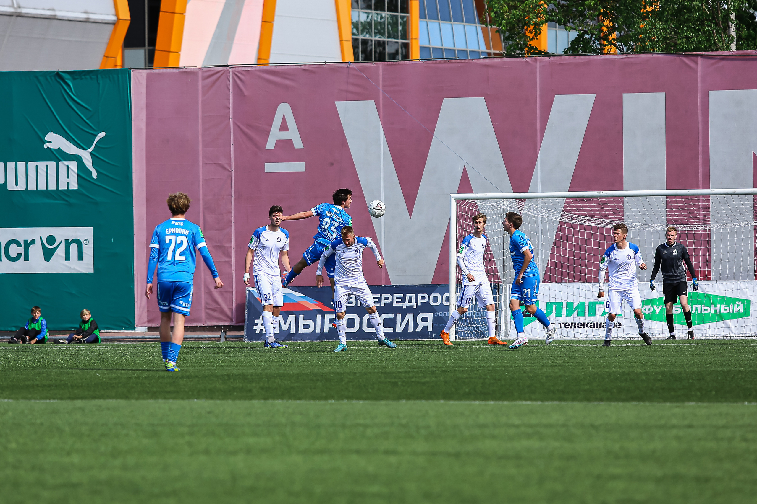 Футбольный матч между командами Динамо СПБ — Динамо 2. Сергей Гусев — спортивная фотография, виртуальные туры, 3д панорамы