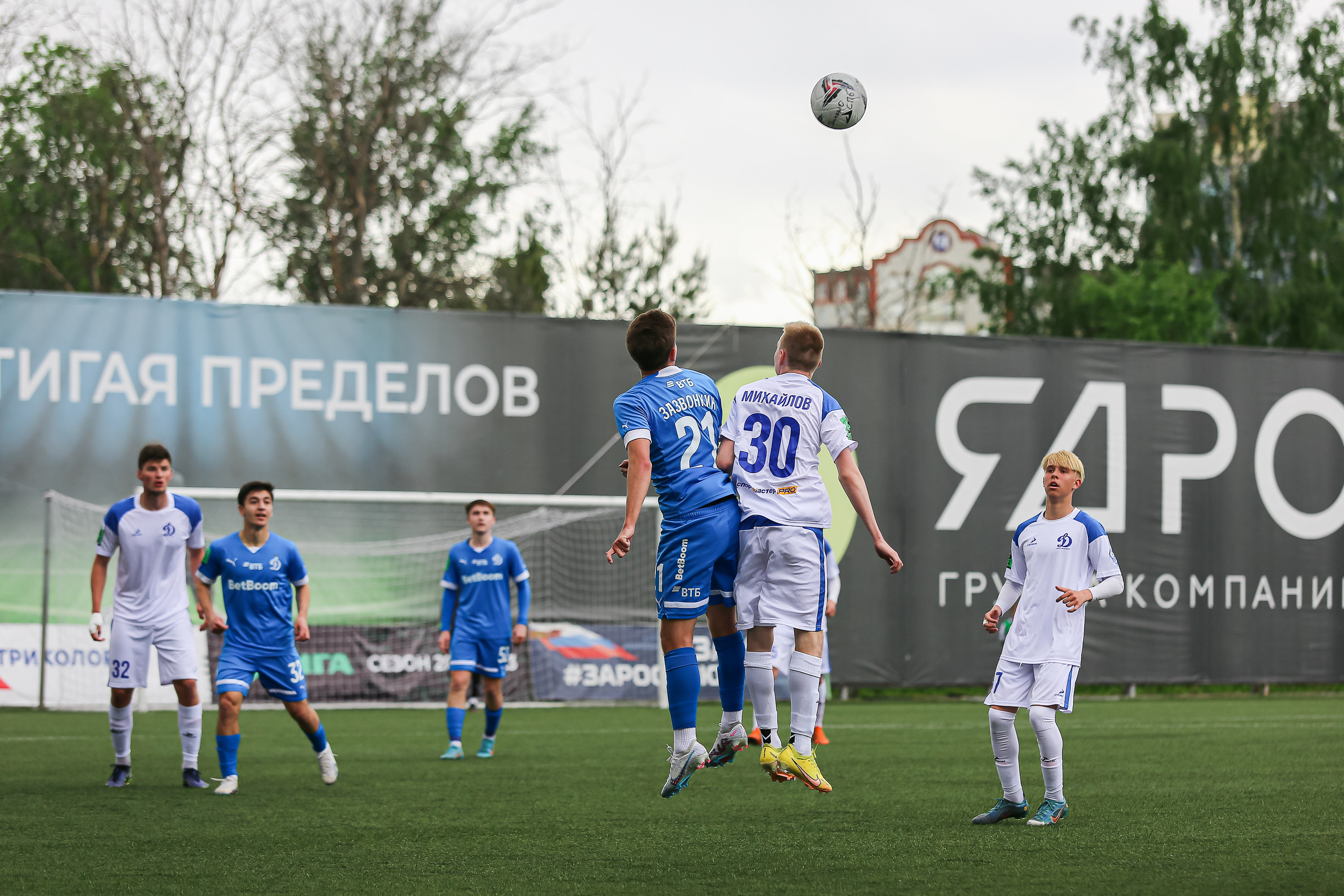 Футбольный матч между командами Динамо СПБ — Динамо 2. Сергей Гусев — спортивная фотография, виртуальные туры, 3д панорамы