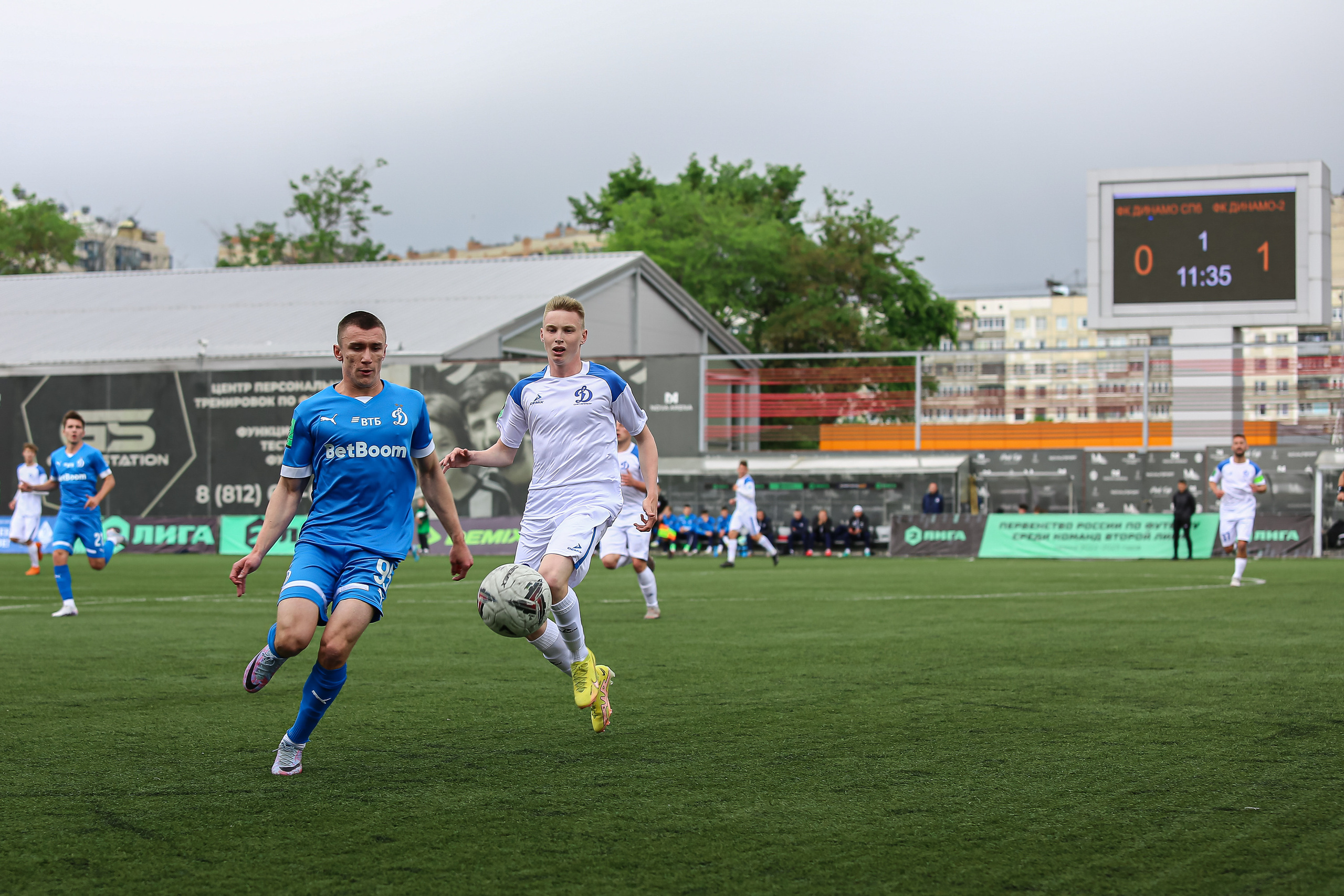 Футбольный матч между командами Динамо СПБ — Динамо 2. Сергей Гусев — спортивная фотография, виртуальные туры, 3д панорамы