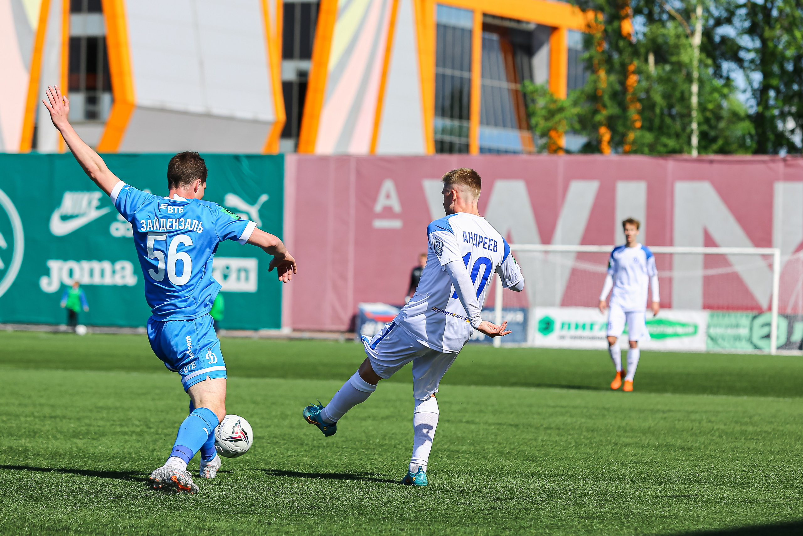 Футбольный матч между командами Динамо СПБ — Динамо 2. Сергей Гусев — спортивная фотография, виртуальные туры, 3д панорамы