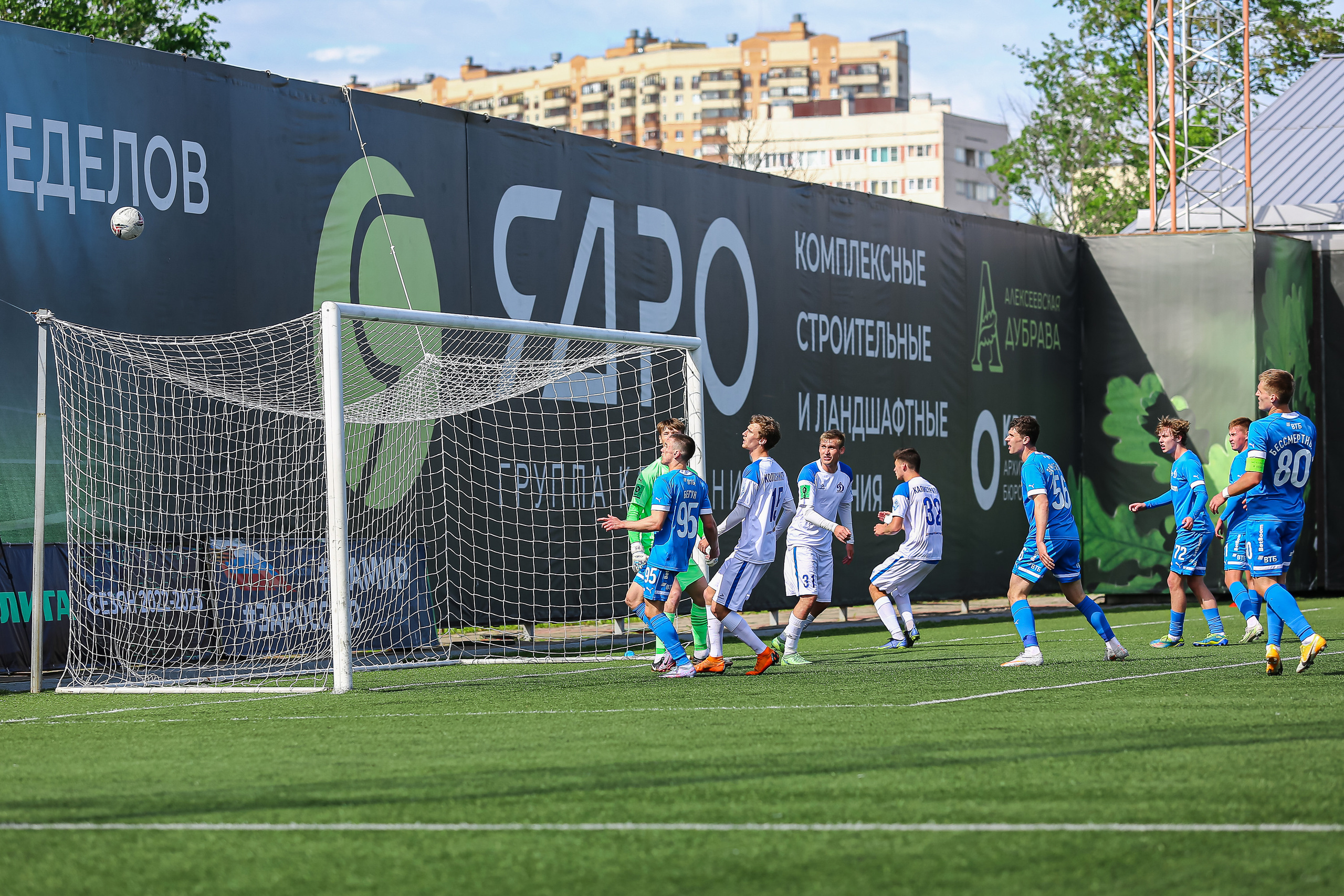Футбольный матч между командами Динамо СПБ — Динамо 2. Сергей Гусев — спортивная фотография, виртуальные туры, 3д панорамы