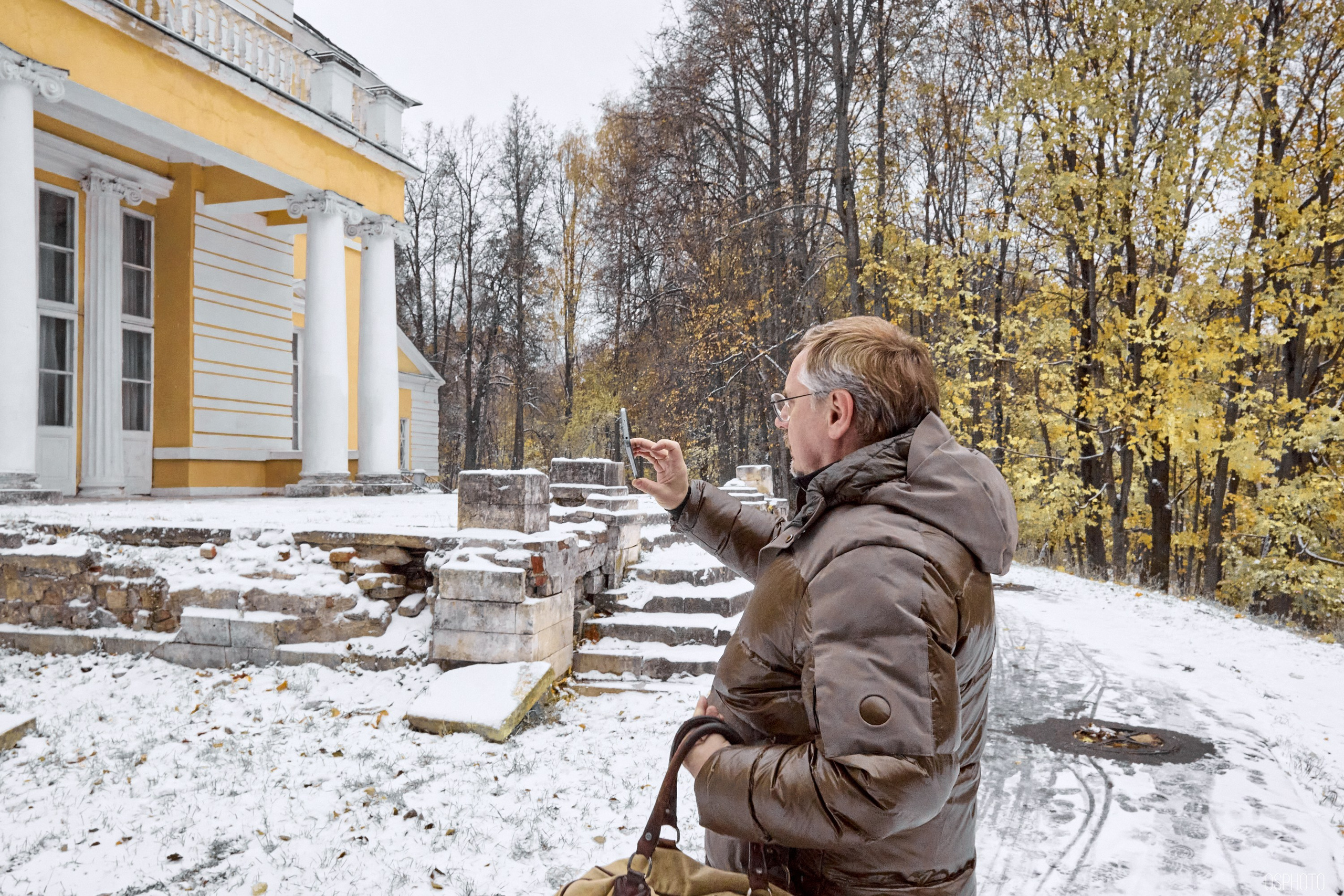 «Иду лесом». Кофе лофт в Братцево. Фотографъ Сергѣевъ. Поймать мгновеніе