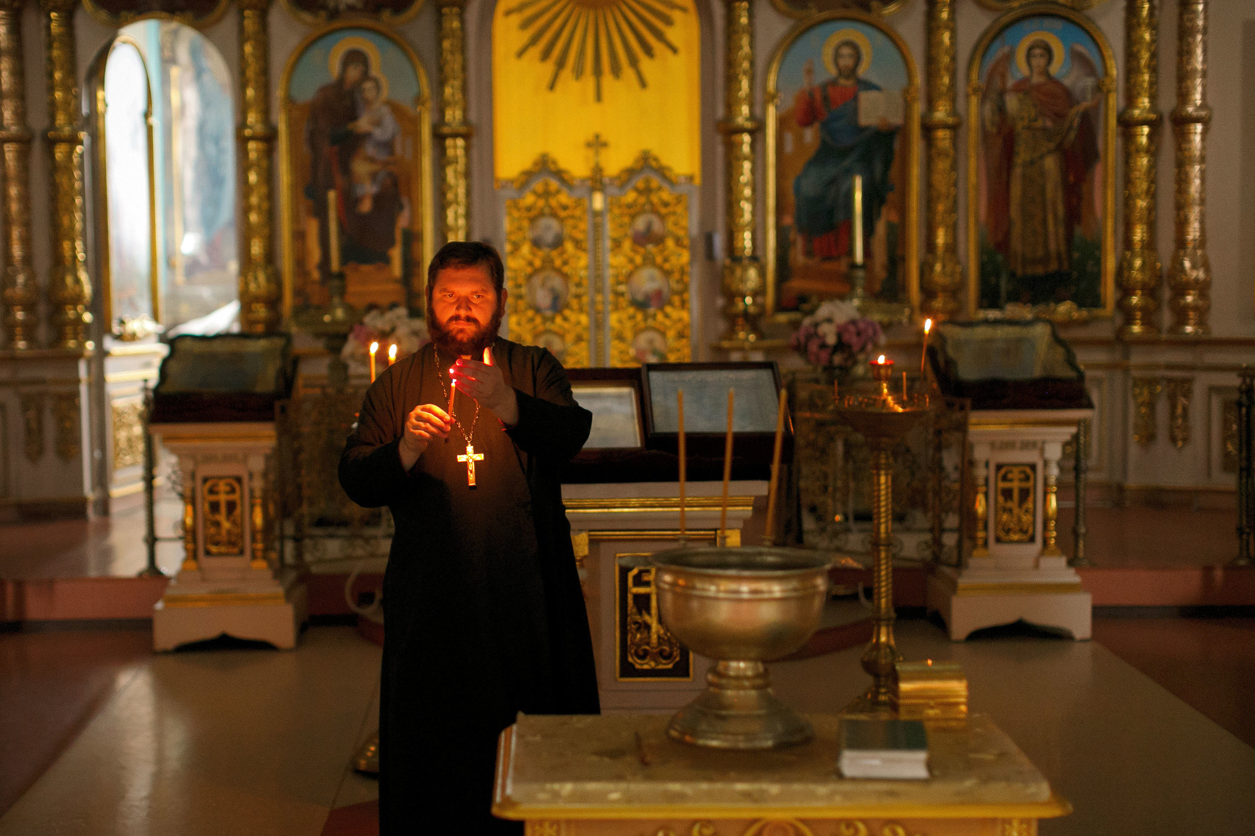 Фотограф на крещение в Сызрани. Свадебный, семейный и школьный фотограф в Сызрани Максим Баталов