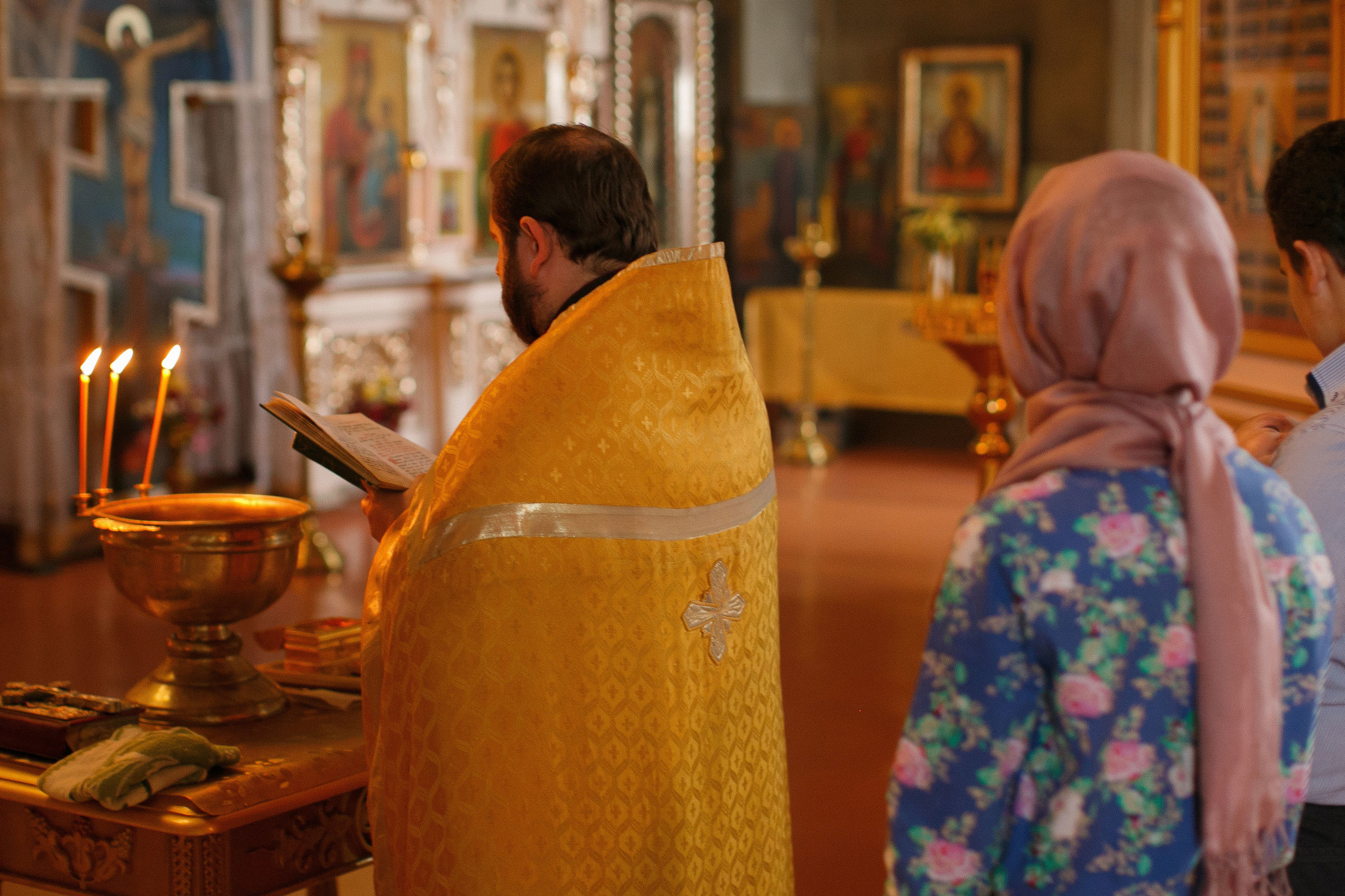 Фотограф на крещение в Сызрани. Свадебный, семейный и школьный фотограф в Сызрани Максим Баталов