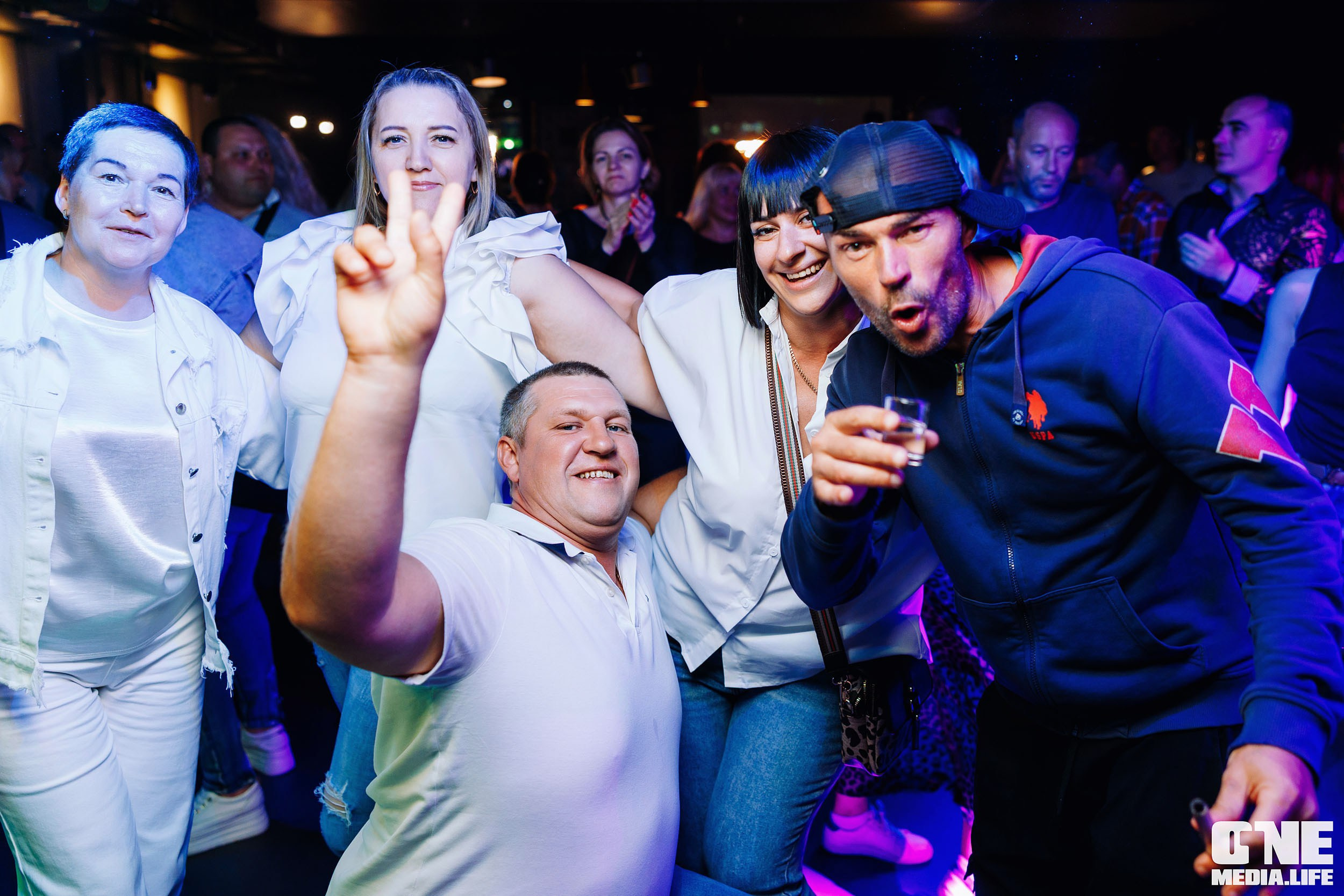 Фоторепортаж из бара Баррэ. One Media Life: фоторепортажи, фотоотчеты с мероприятий и заведений