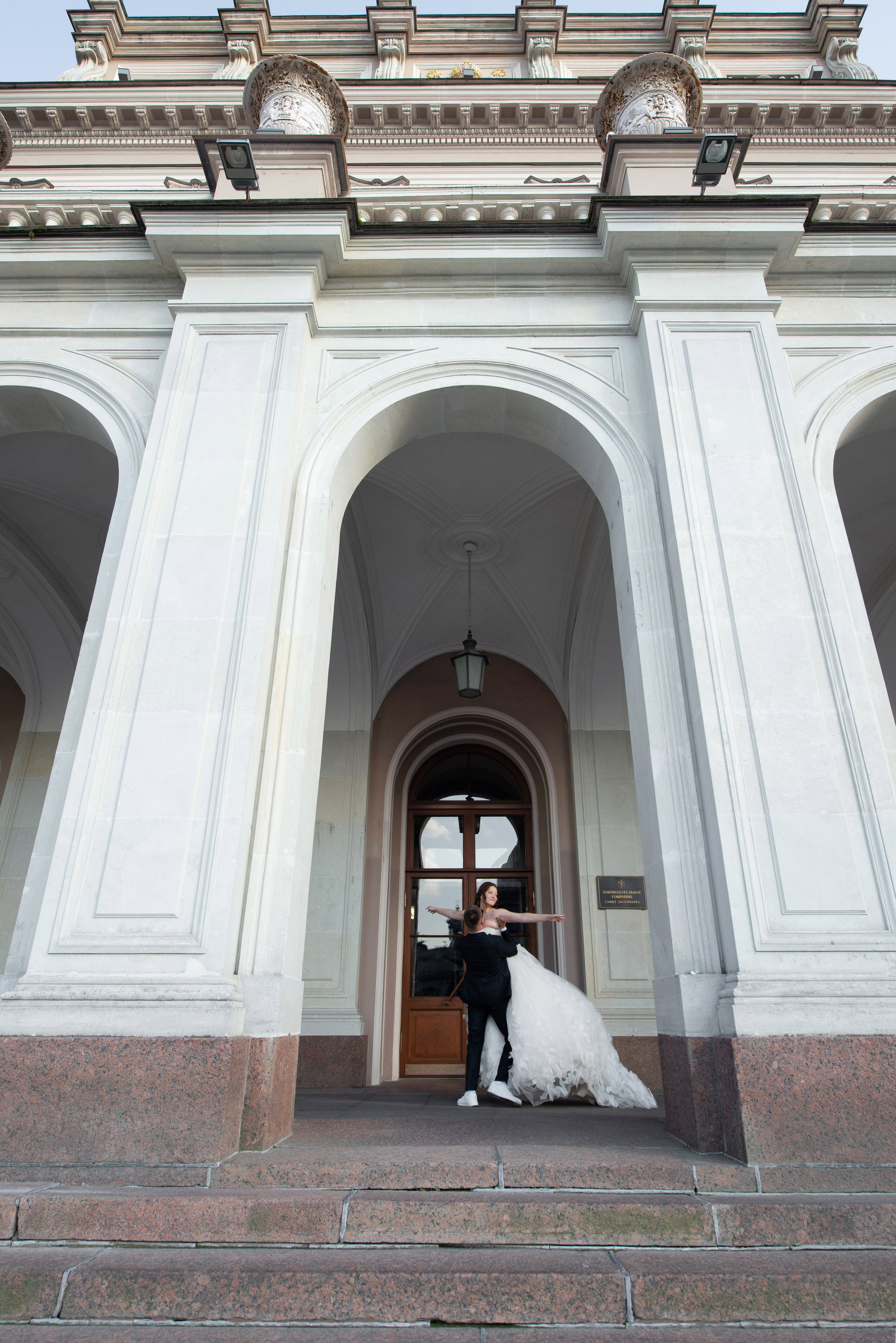 Зажигательная и динамичная свадебная фотосессия Анастасии и Максима. Портретный, семейный и свадебный фотограф в Санкт-Петербурге и в Пушкине Ширяев Денис