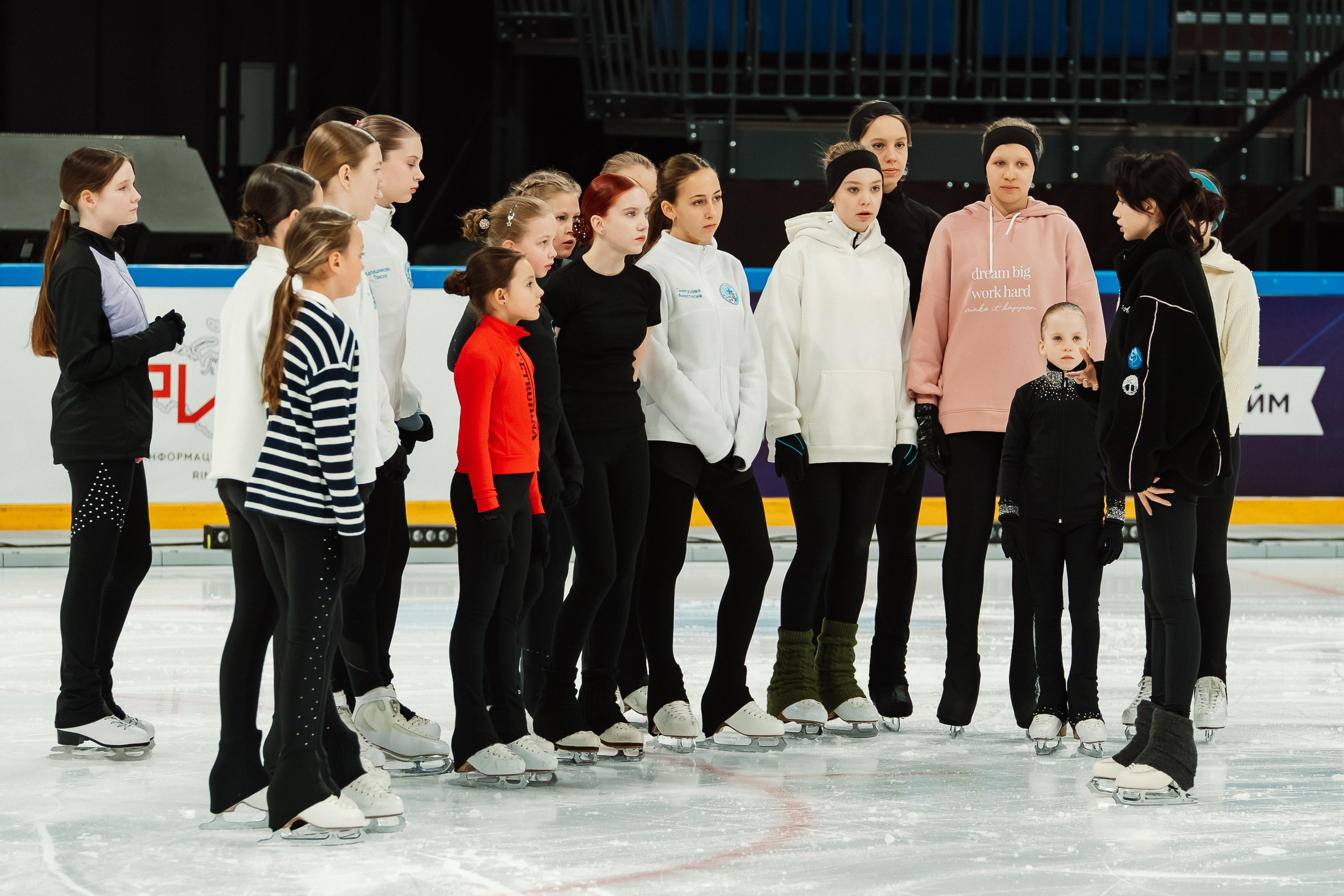 Мастер-класс Алины Загитовой в Новосибирске (11-00). Воробьева Ксения — Спортивный и танцевальный фотограф Новосибирск