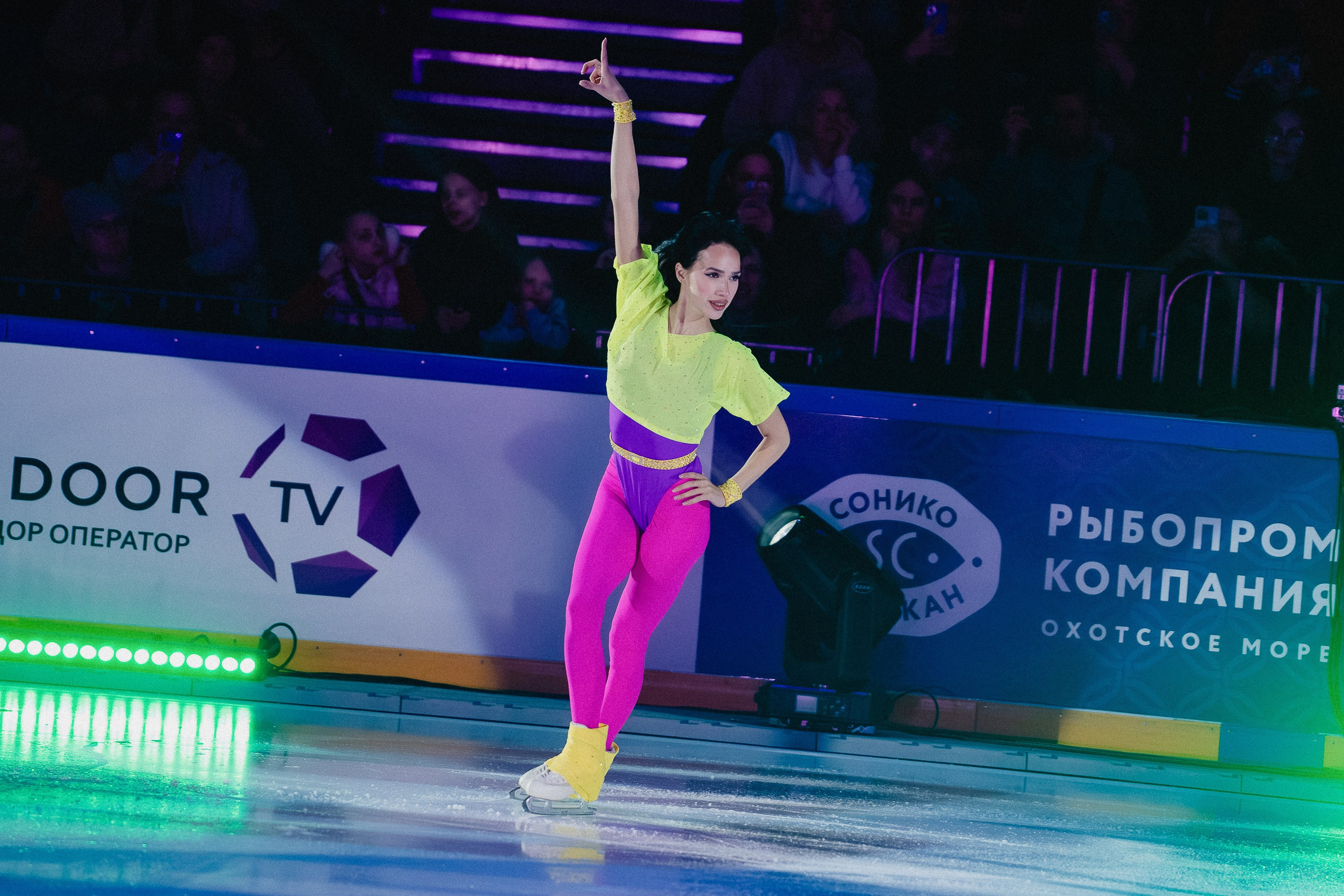 Шоу Этери Тутберидзе в Новосибирске. Воробьева Ксения — Спортивный и танцевальный фотограф Новосибирск