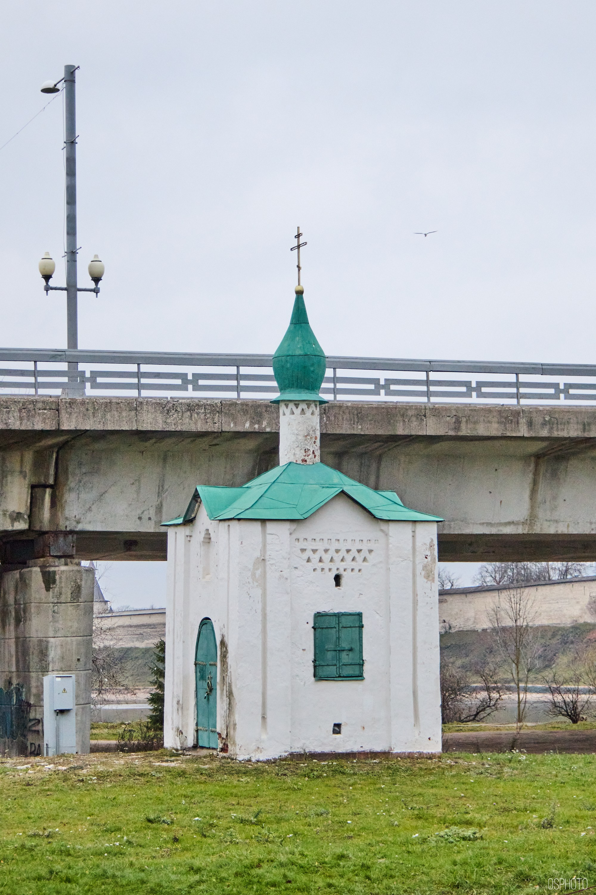 Псков. Ноябрь. Фотографъ Сергѣевъ. Поймать мгновеніе